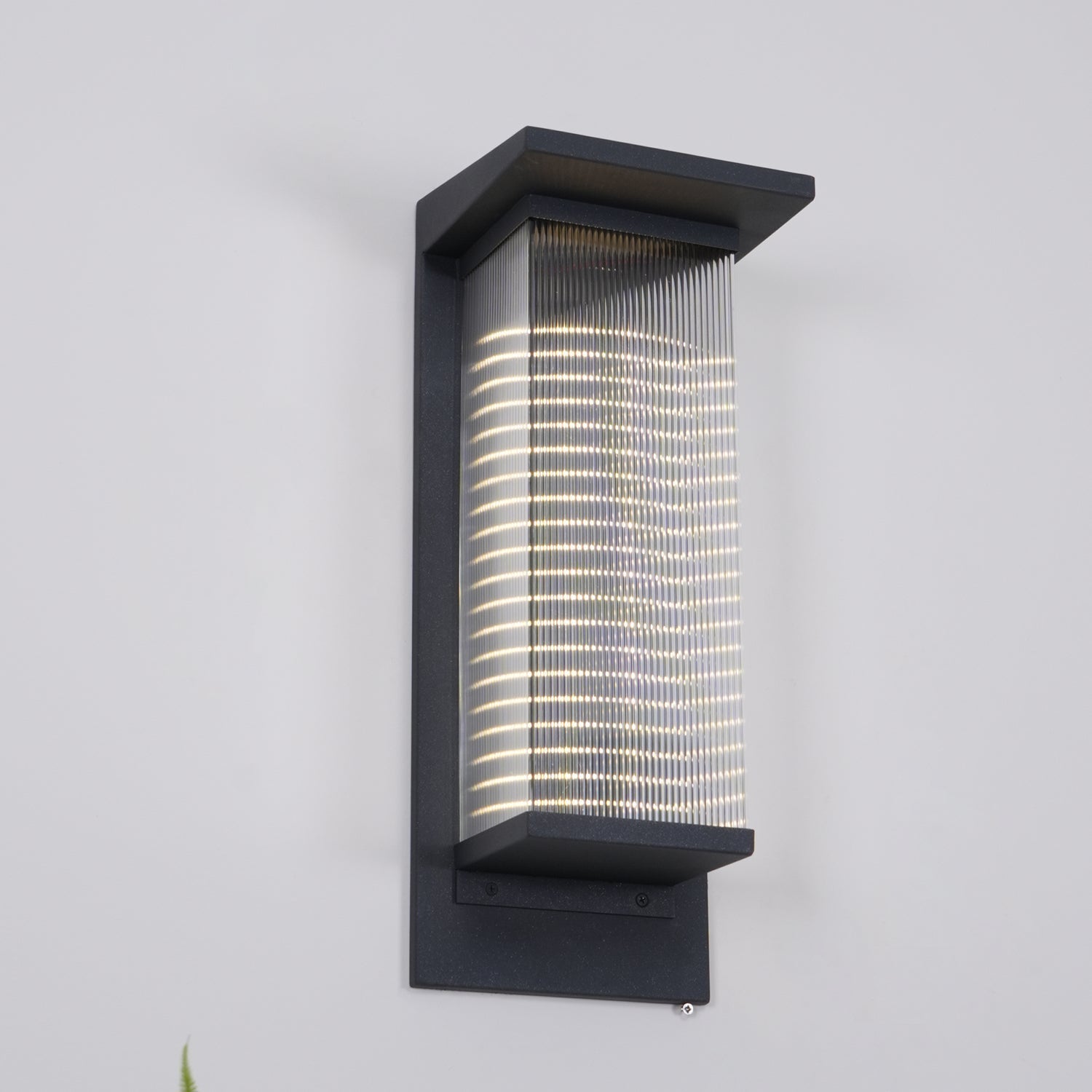 Feraraine Steel Contemporary Wall Lamp