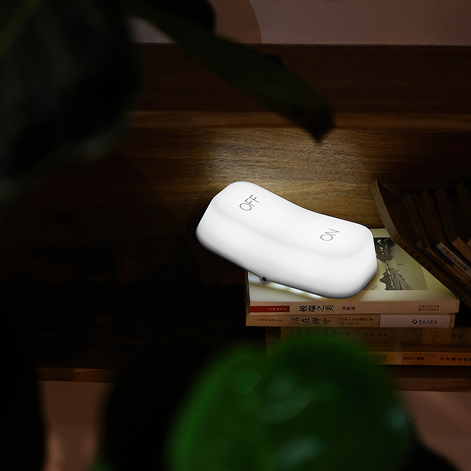 Luni Table Lamp