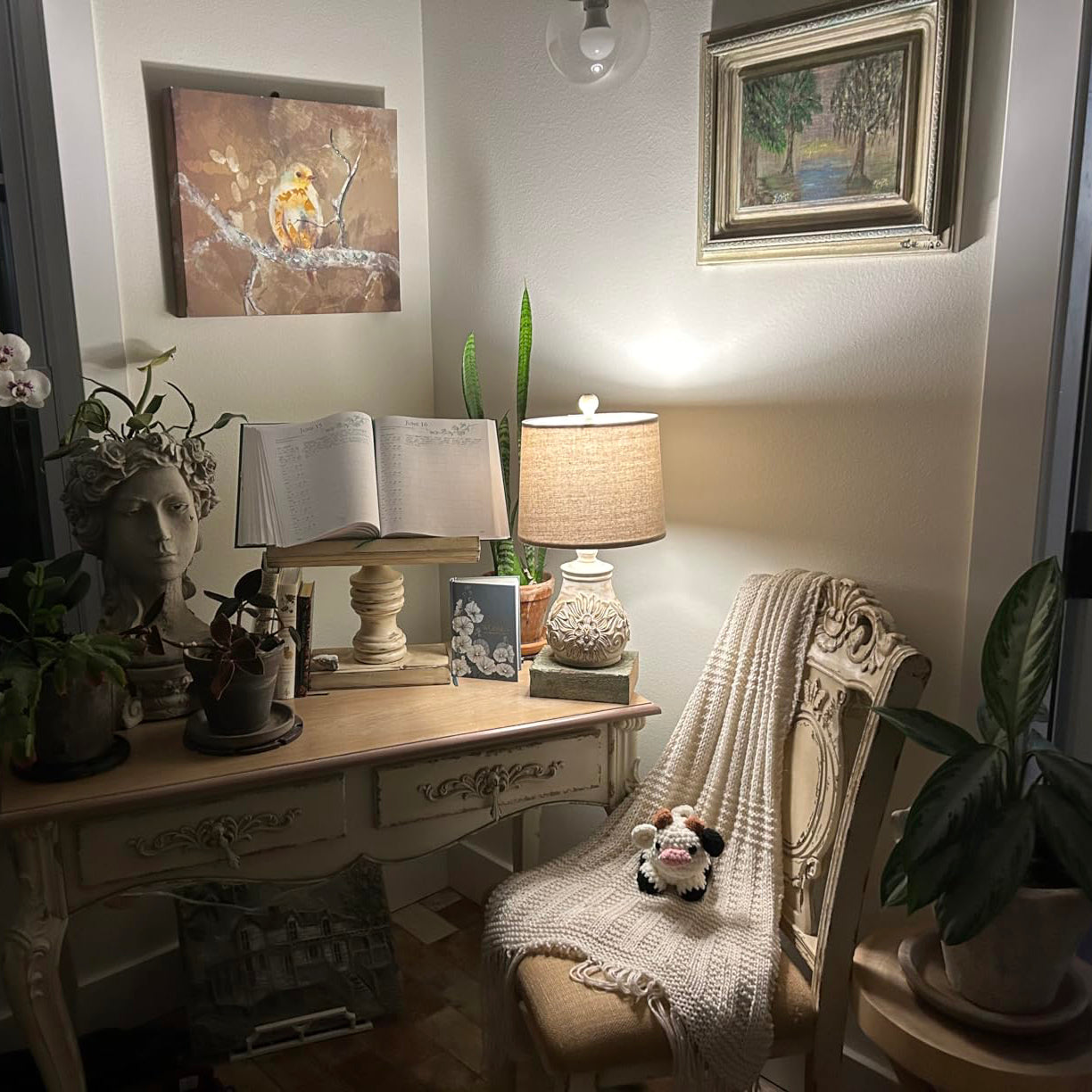 Onamel Table Lamp
