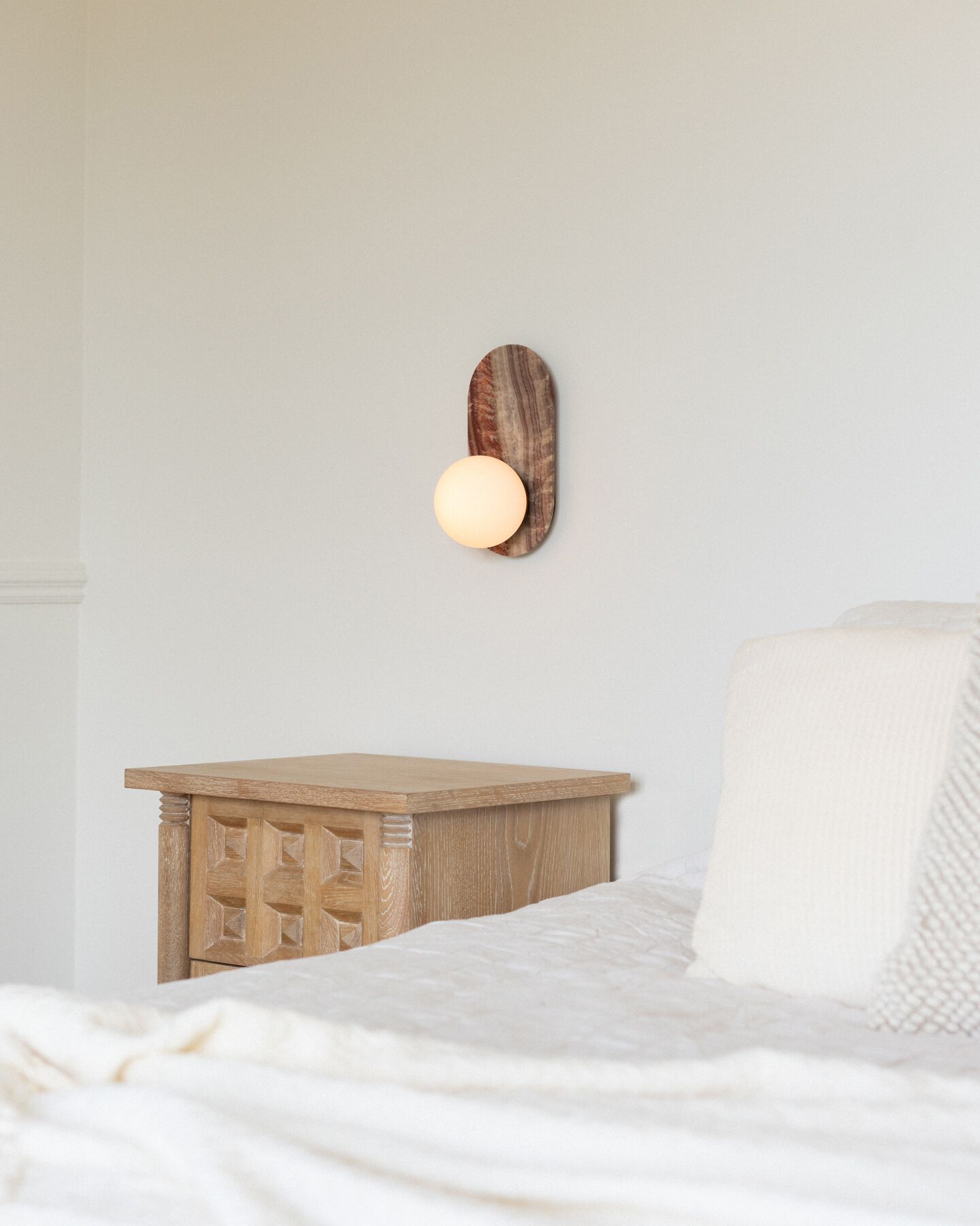 Utalira Wall Lamp