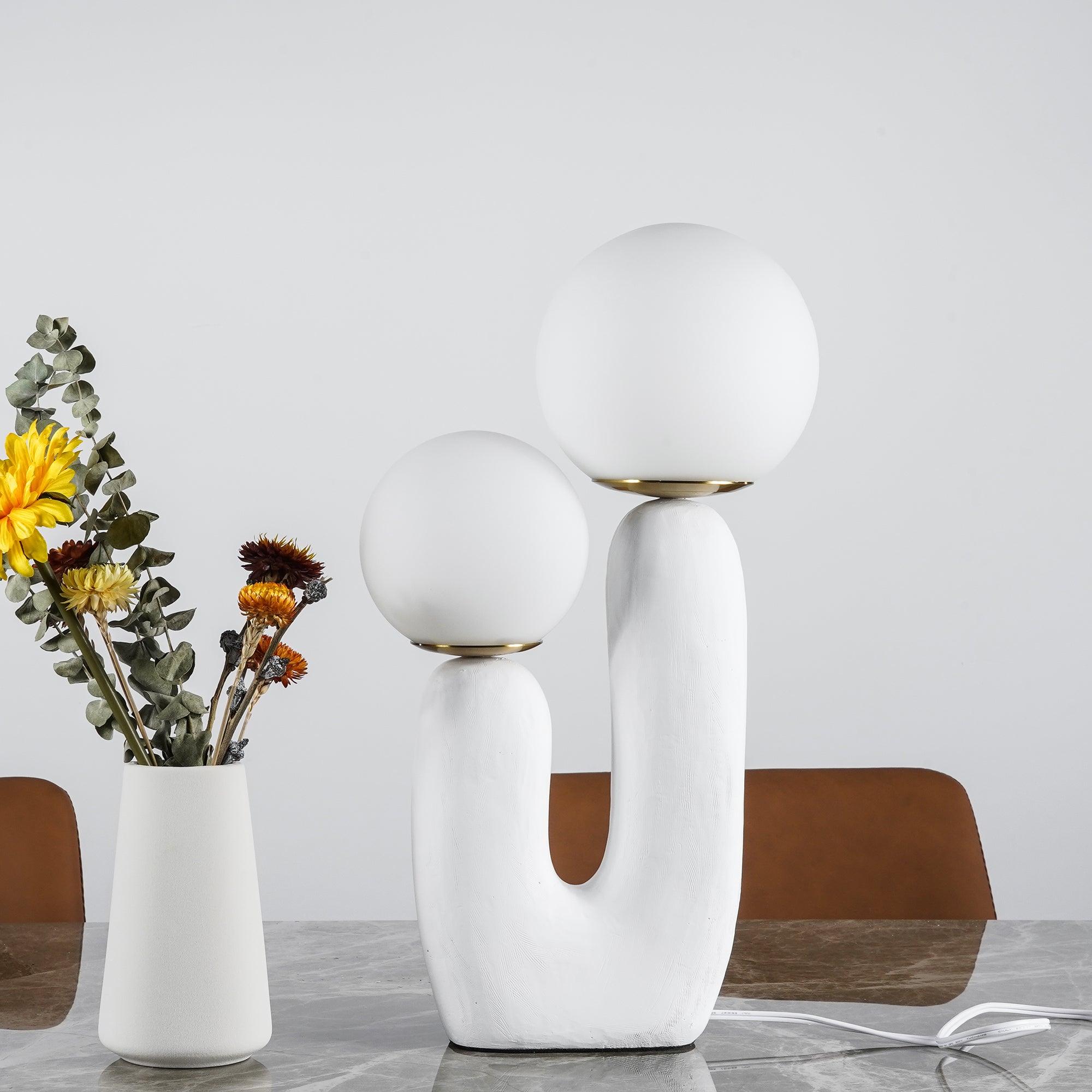 Elyrain Resin Artistic Table Lamp