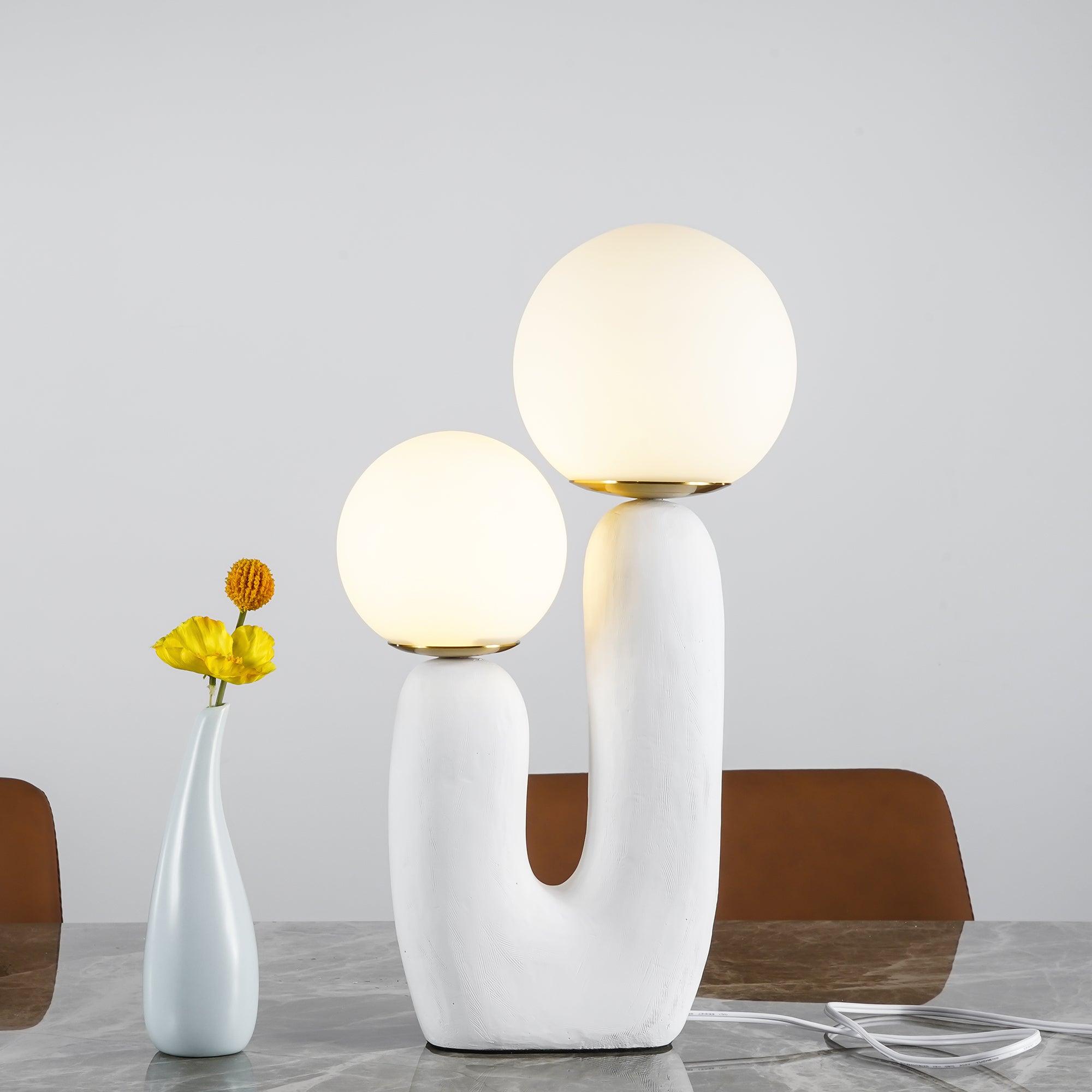 Elyrain Resin Artistic Table Lamp