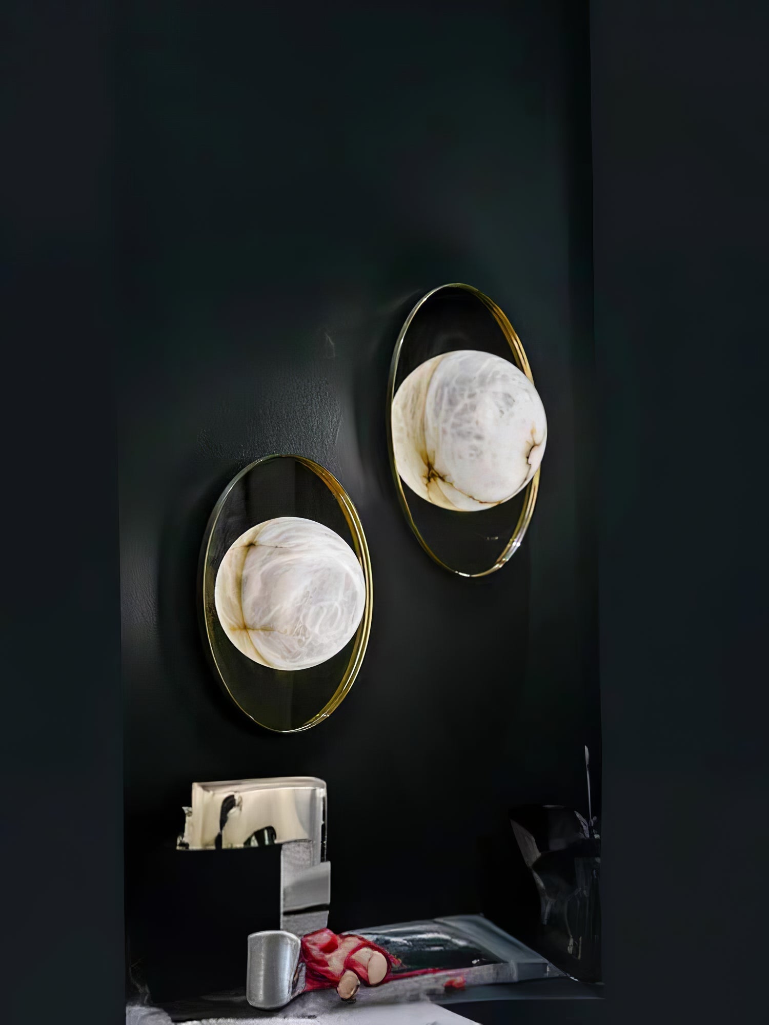 Nivereria Modern Alabaster Wall Light