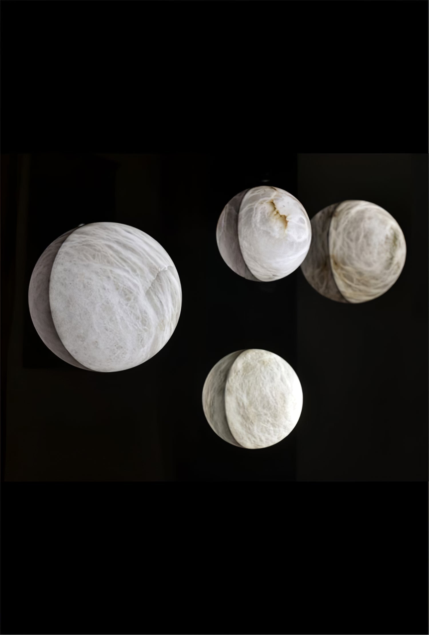 Nivereria Modern Alabaster Wall Light