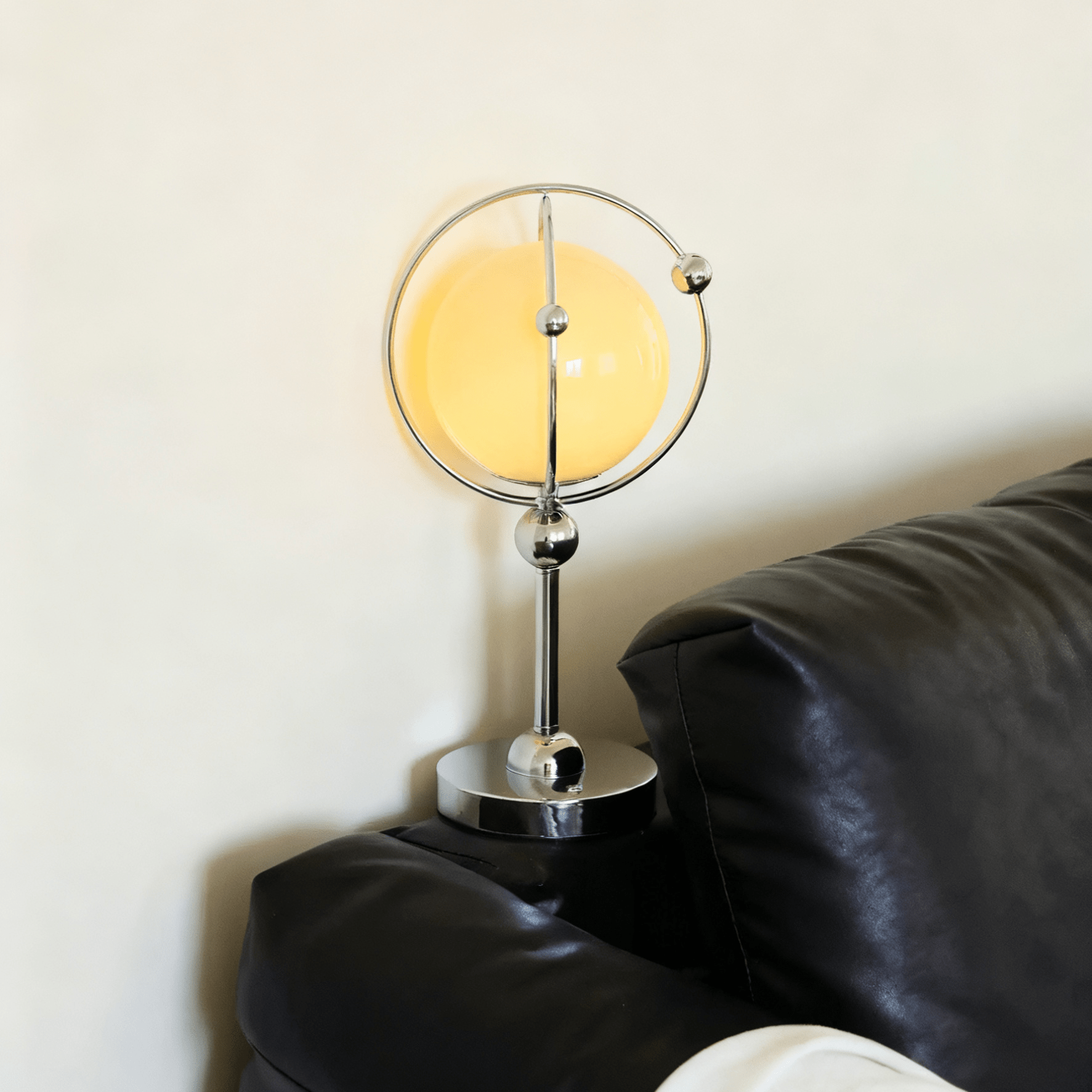 Norarira Orb Cage Table Lamp