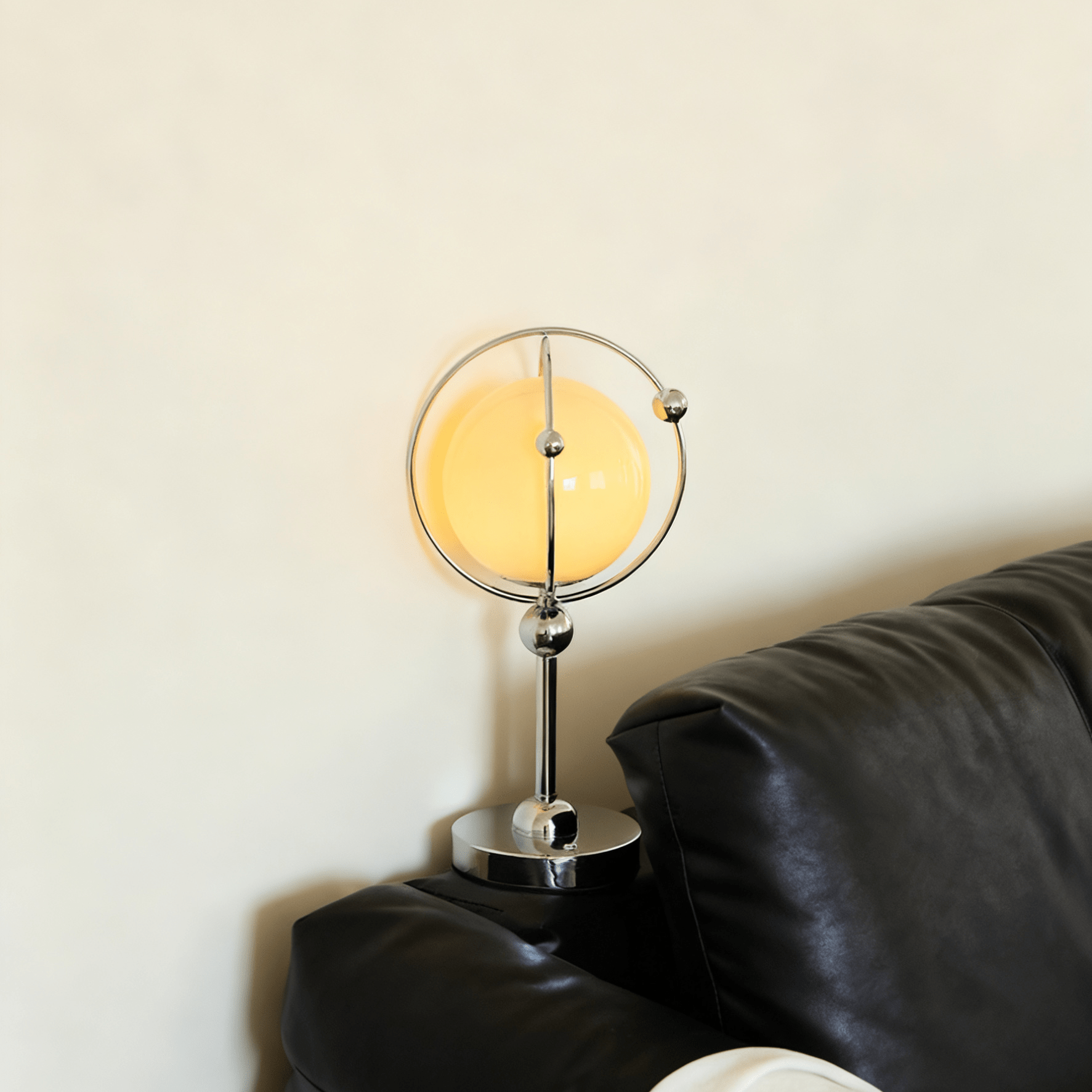 Norarira Orb Cage Table Lamp