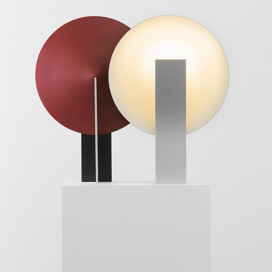 Cis Minimalist Table Lamp