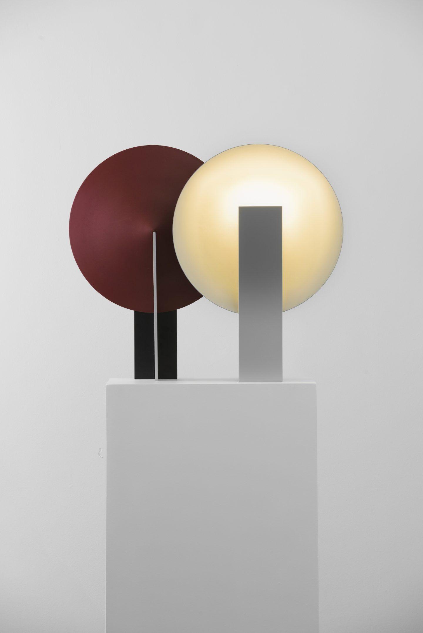 Cis Minimalist Table Lamp
