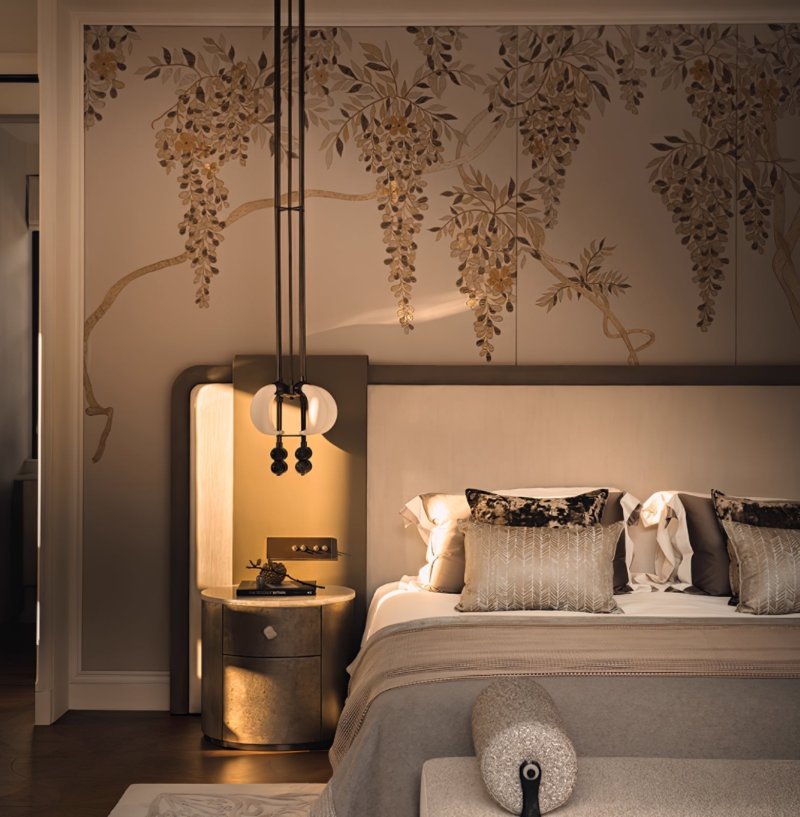 Divara Pendant Light