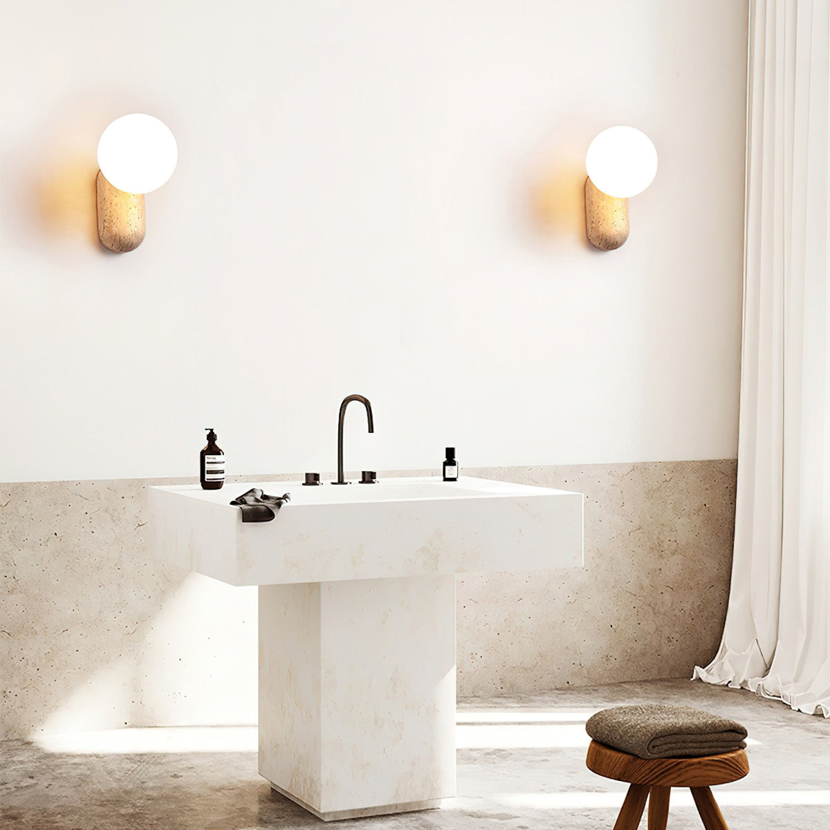 Colaeira Wall Lamp
