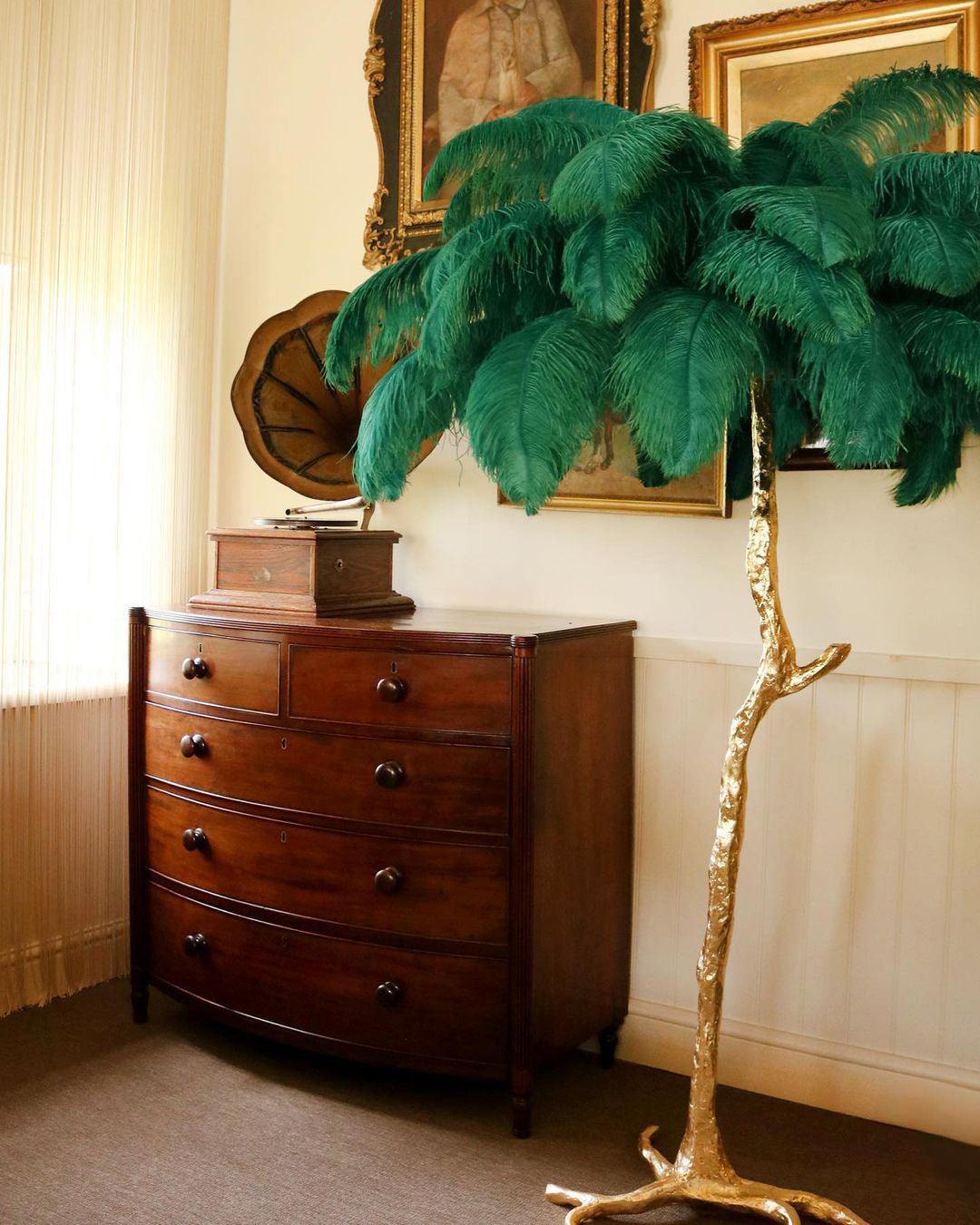 Selis Feather Brass Floor Lamp