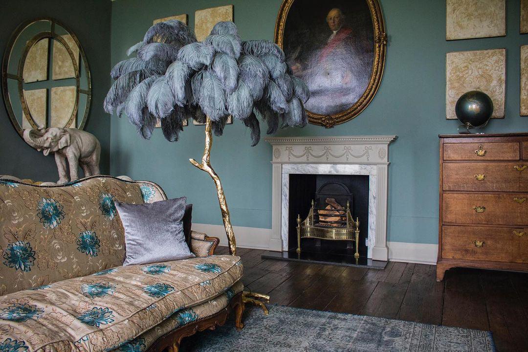 Selis Feather Brass Floor Lamp
