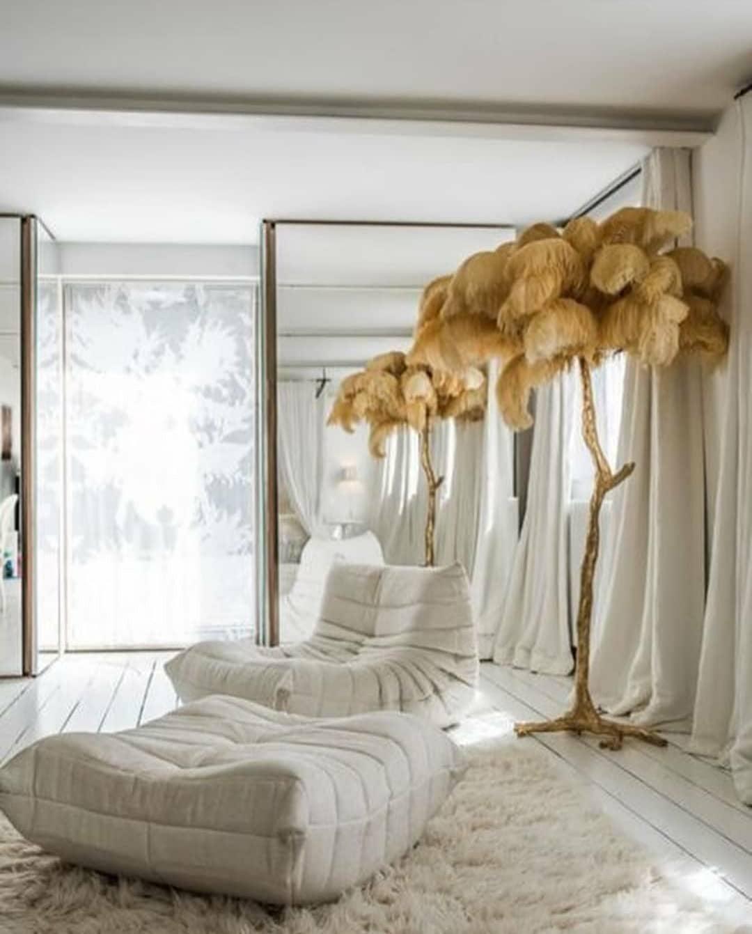 Selis Feather Brass Floor Lamp