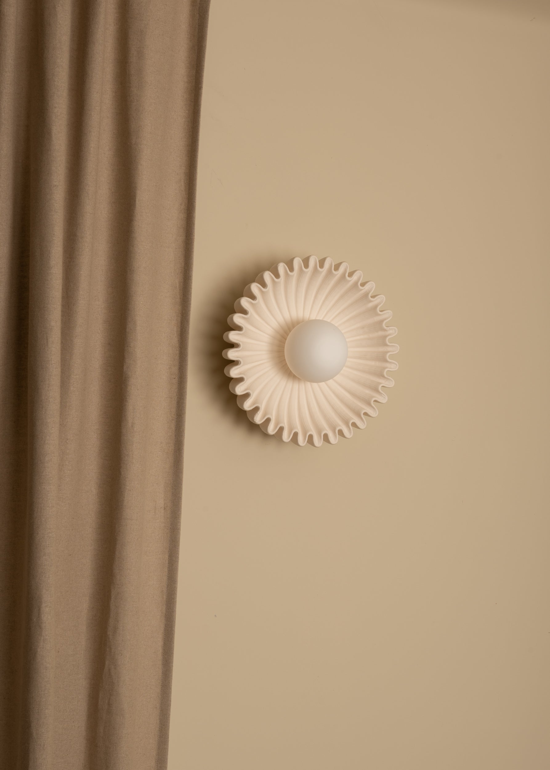 Viraisaya Wall Lamp