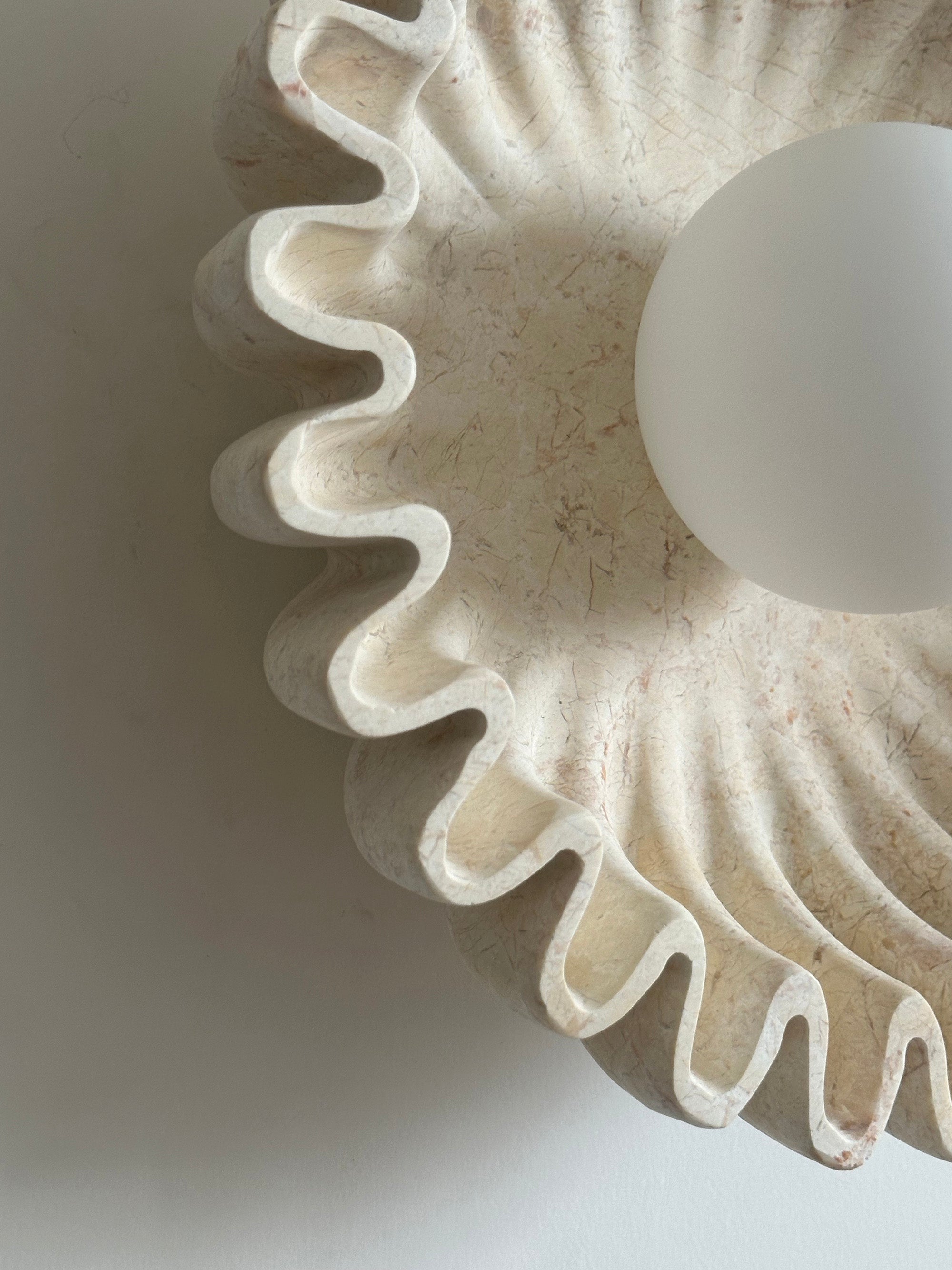 Viraisaya Wall Lamp