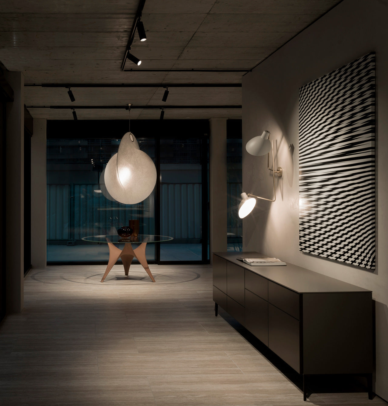 Ferivora Steel Artistic Pendant Lamp
