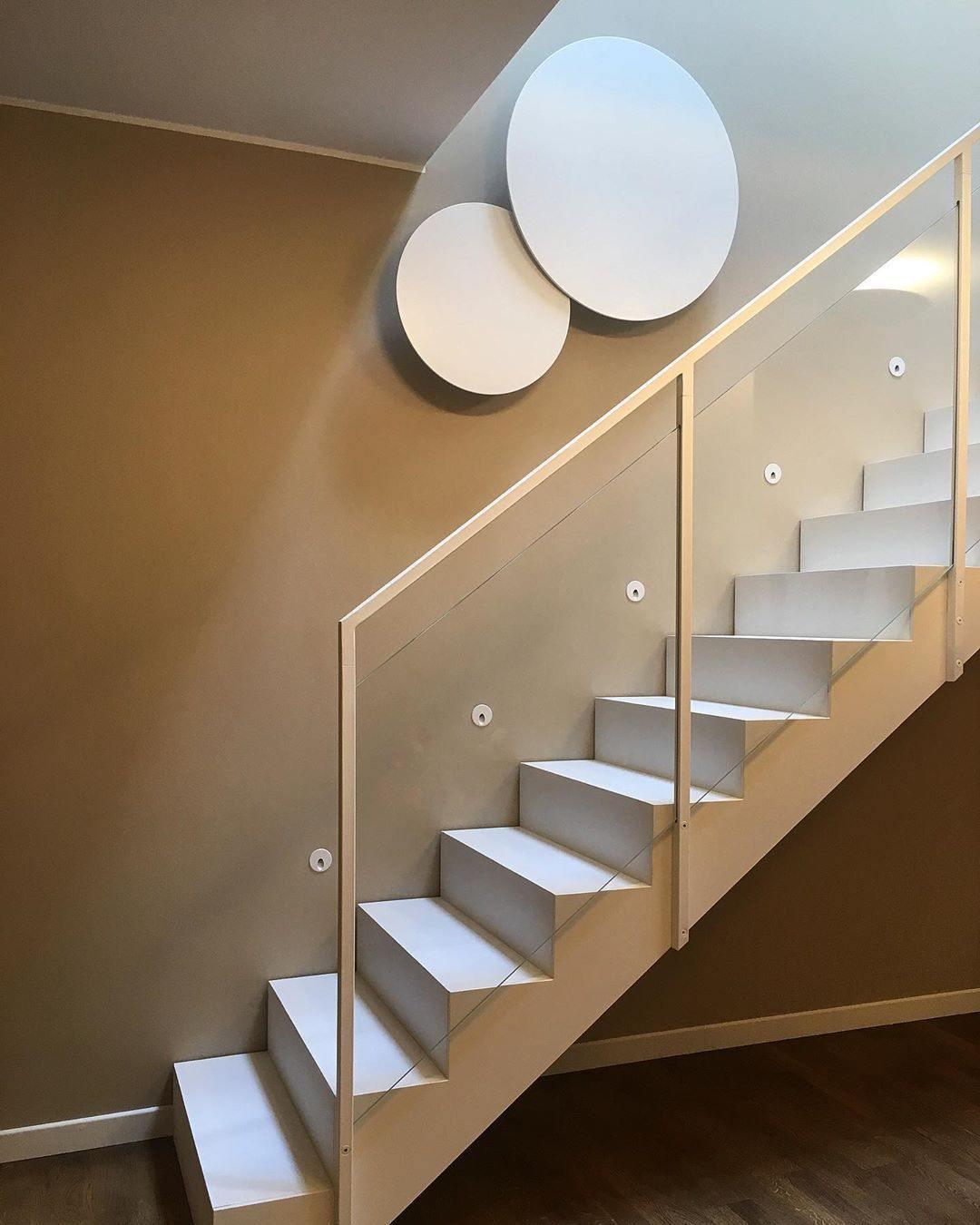 Arelis Geometric Disc Wall Lamp