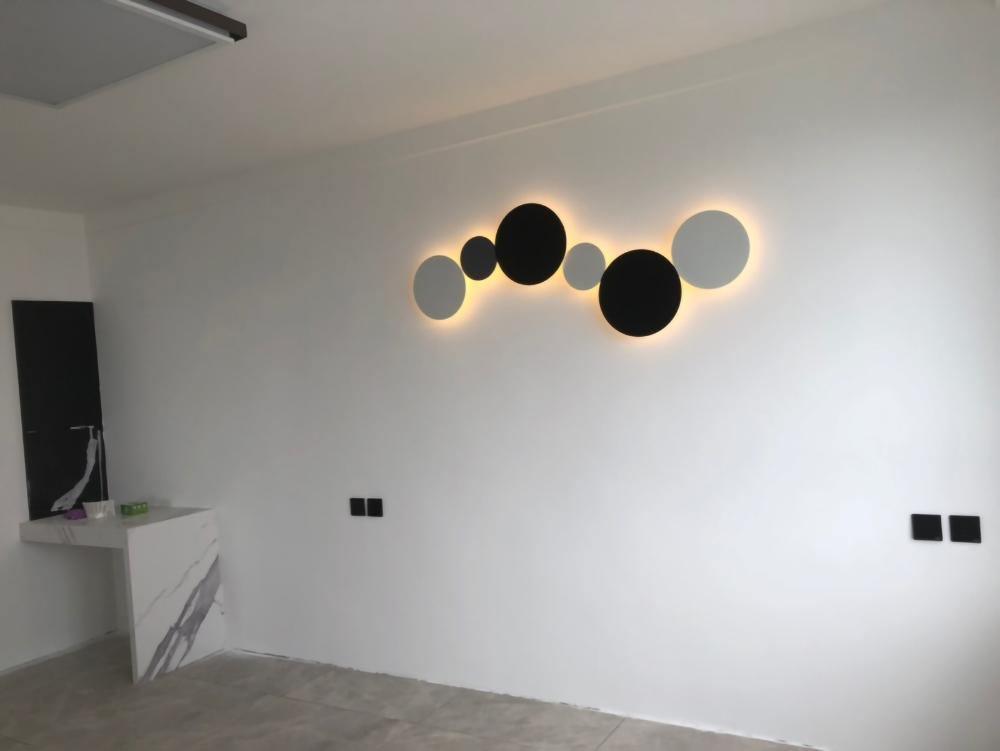 Arelis Geometric Disc Wall Lamp