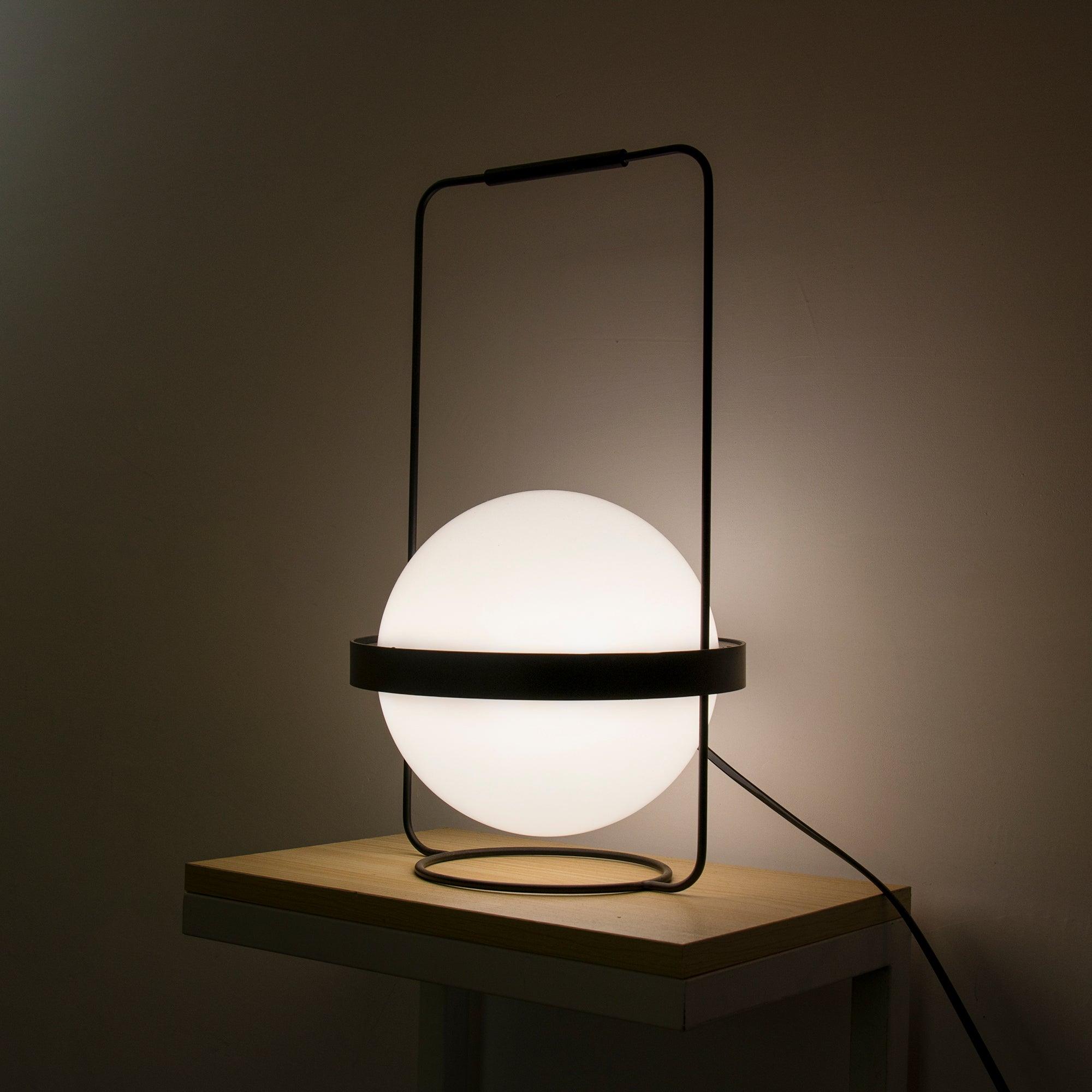 Avenalelia Contemporary Table Lamp
