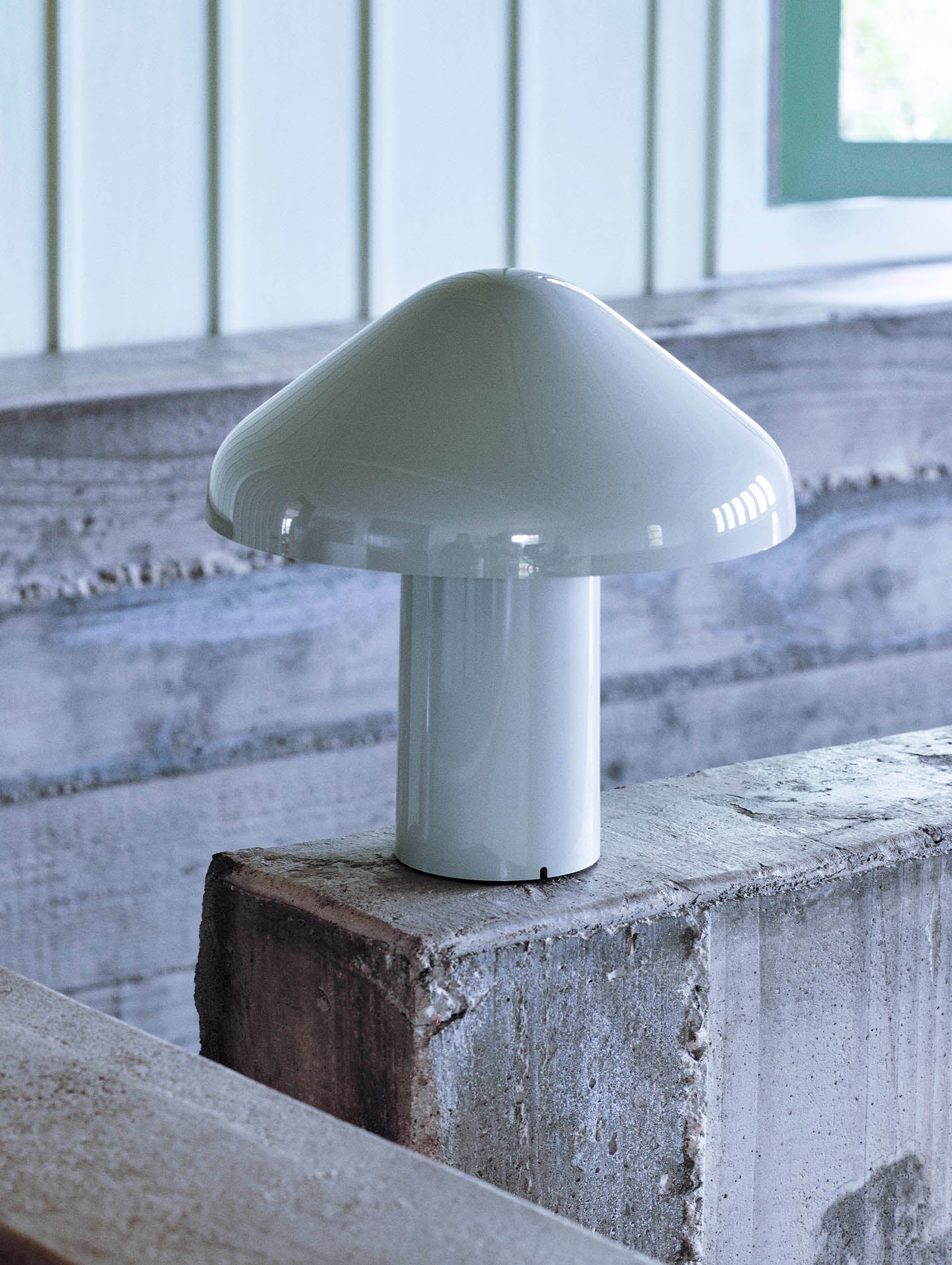 Glorange Portable Table Lamp