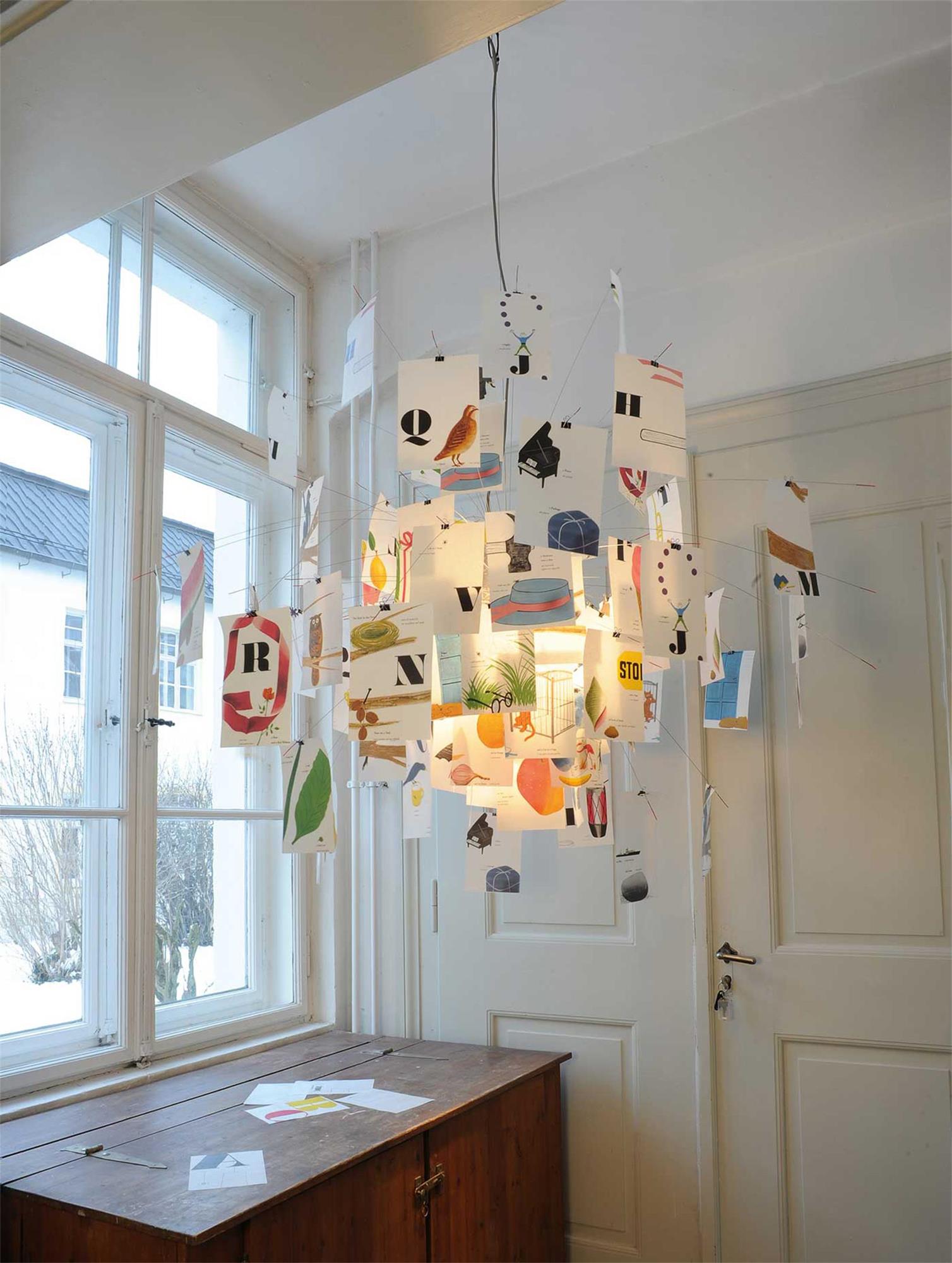 Luninena Paper Chandelier