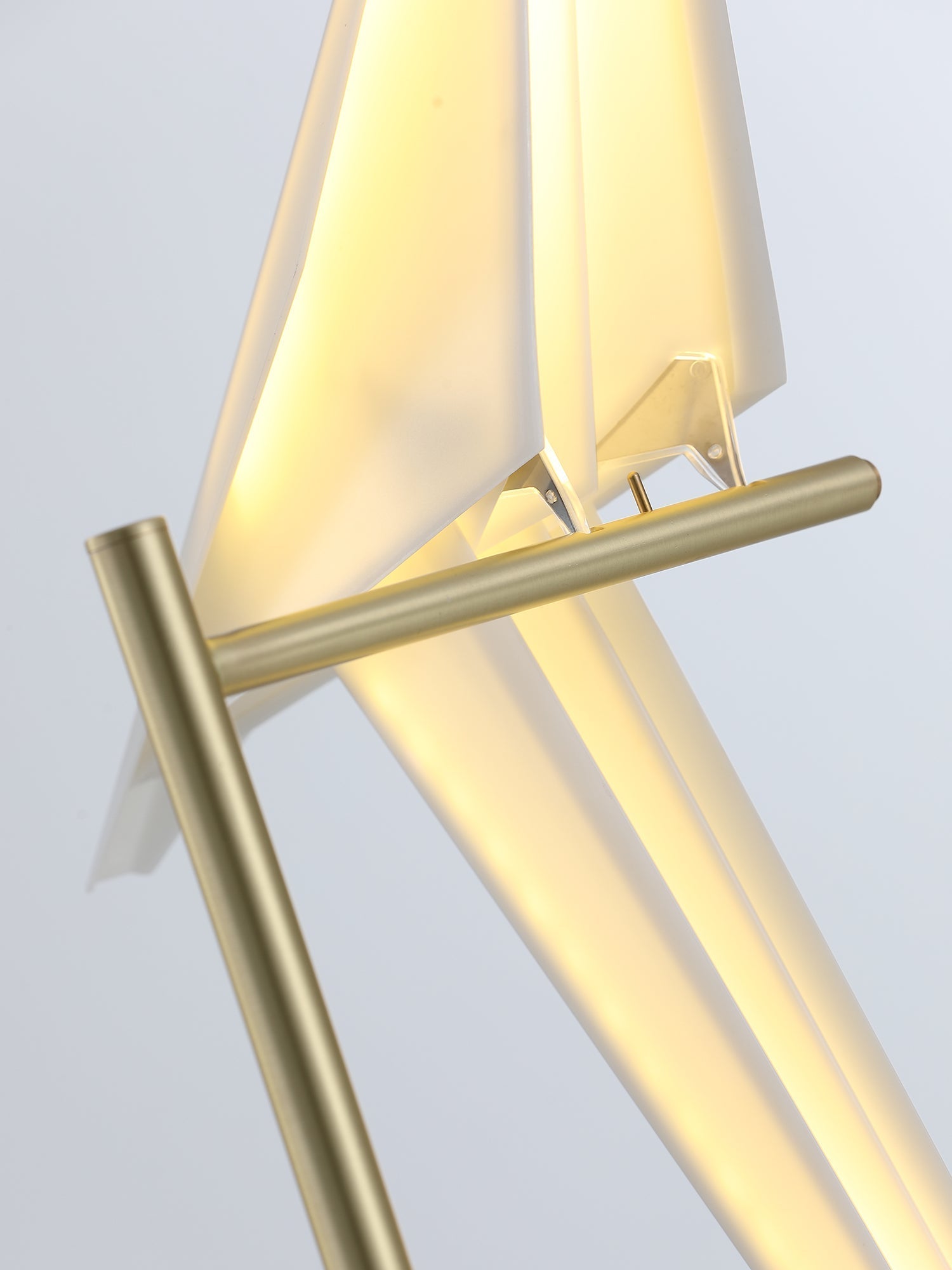 Kaelora Contemporary Table Lamp