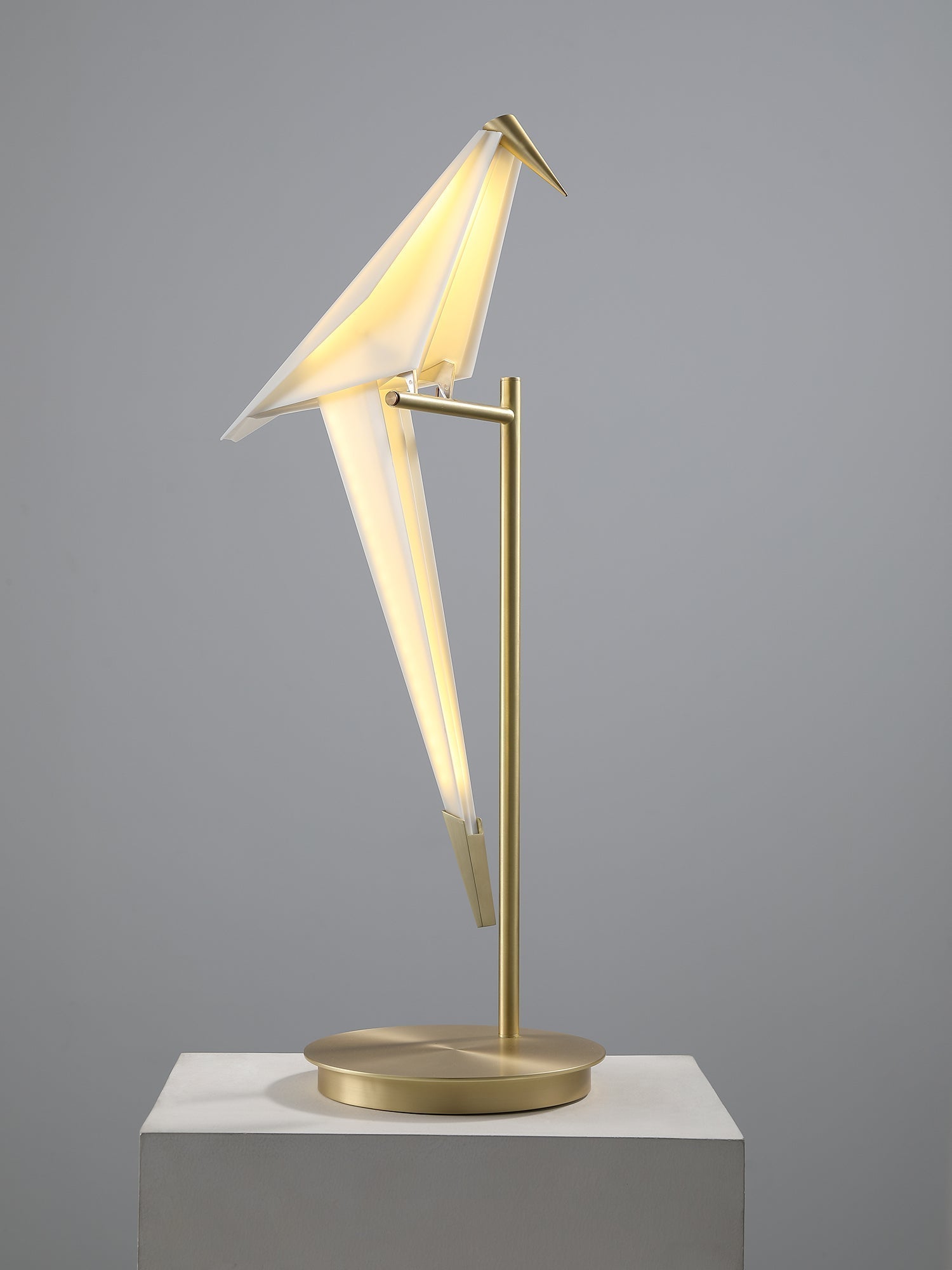 Kaelora Contemporary Table Lamp