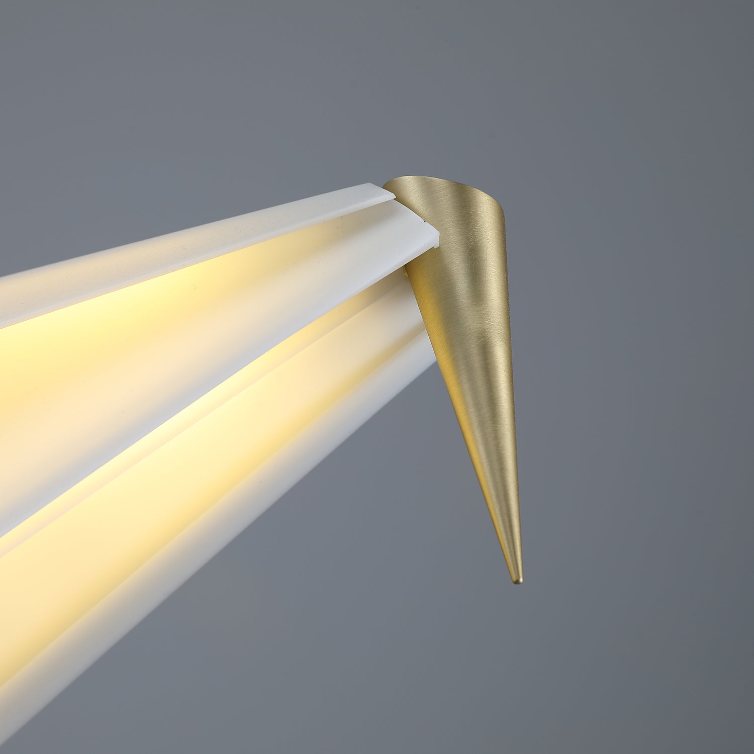 Kaelora Contemporary Table Lamp