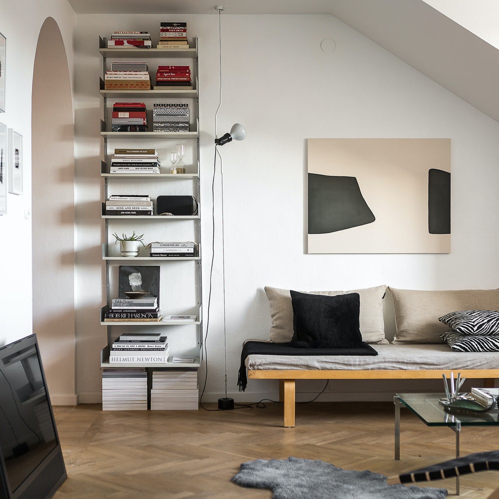 Ilthair Modern Minimalist Pendant Light