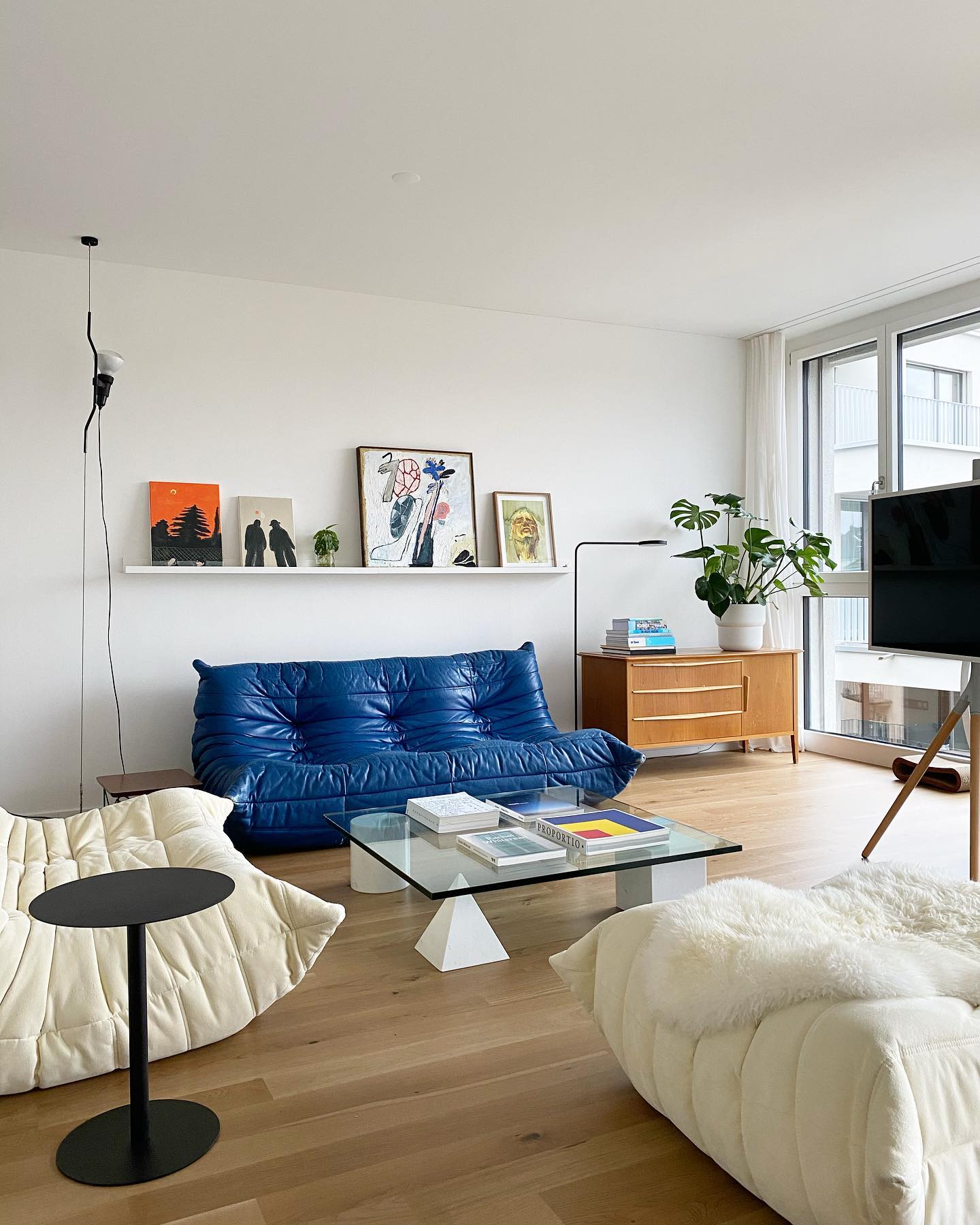 Ilthair Modern Minimalist Pendant Light