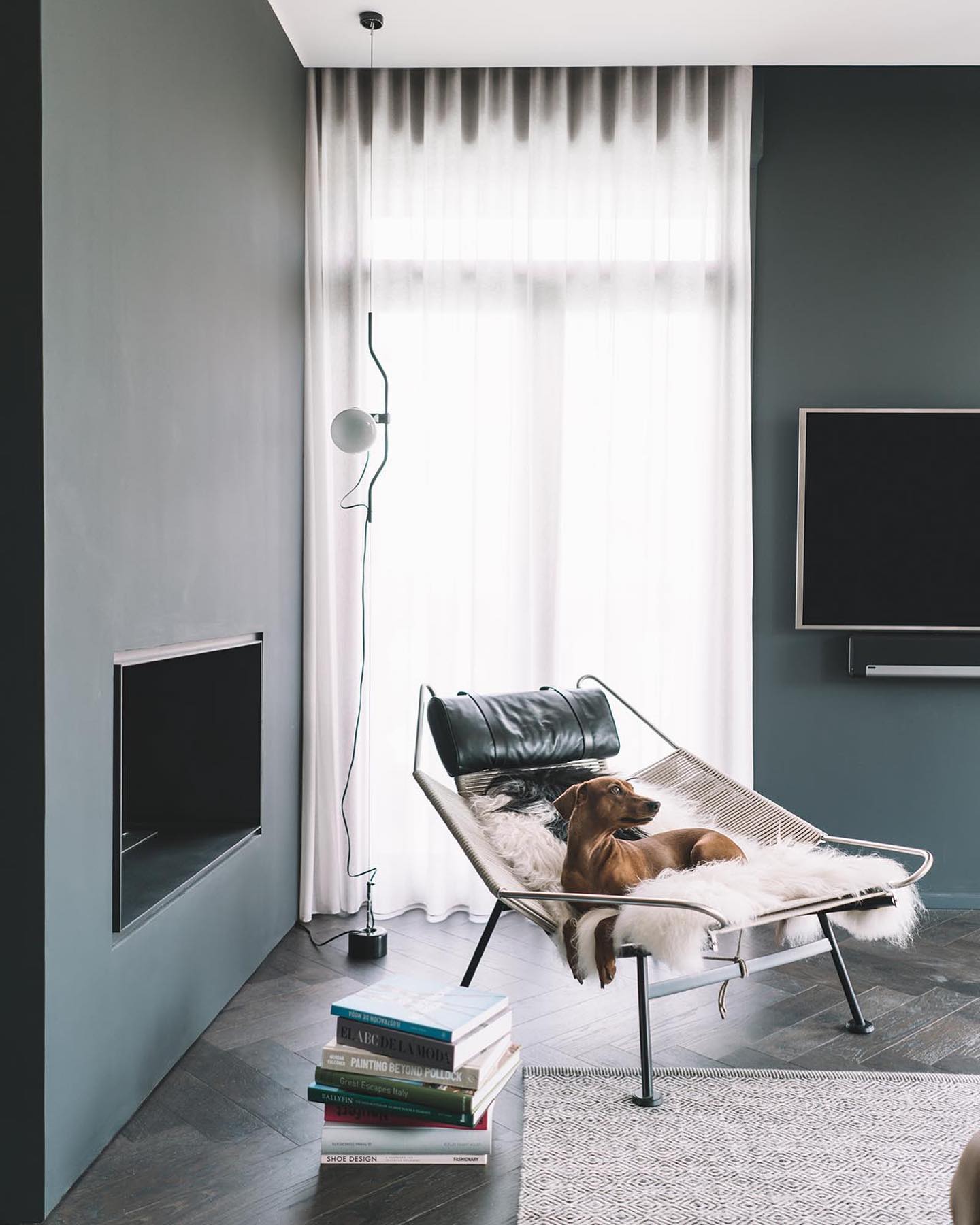 Ilthair Modern Minimalist Pendant Light
