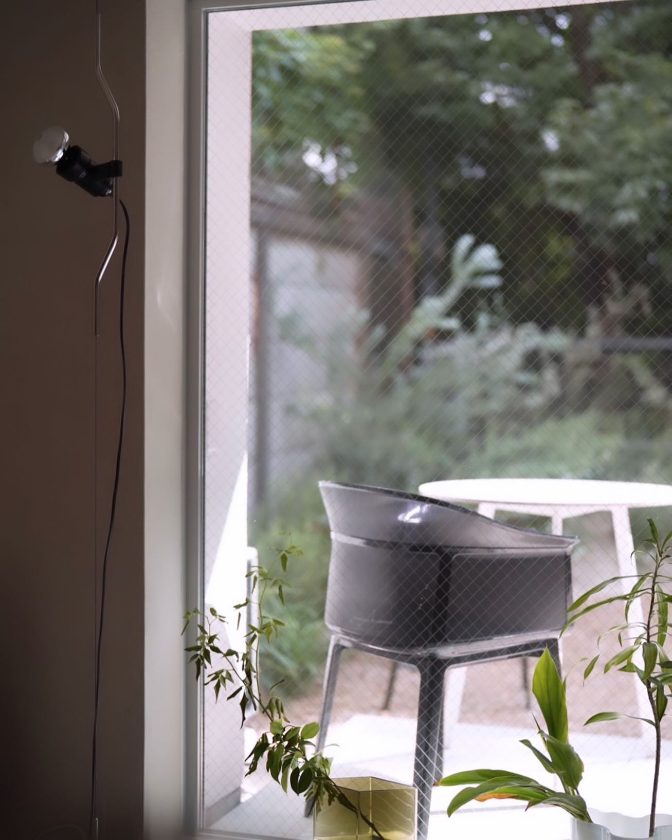 Ilthair Modern Minimalist Pendant Light