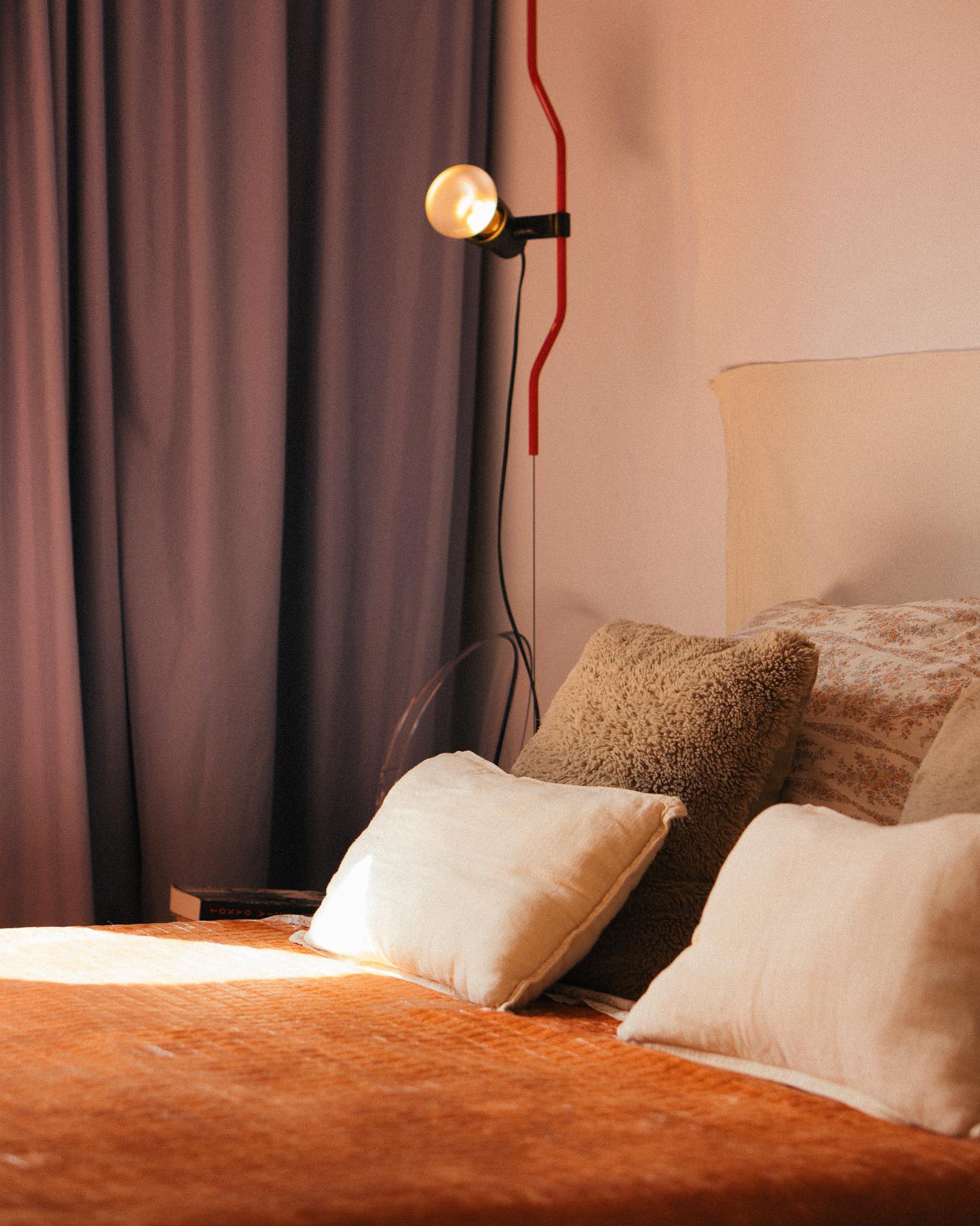 Ilthair Modern Minimalist Pendant Light
