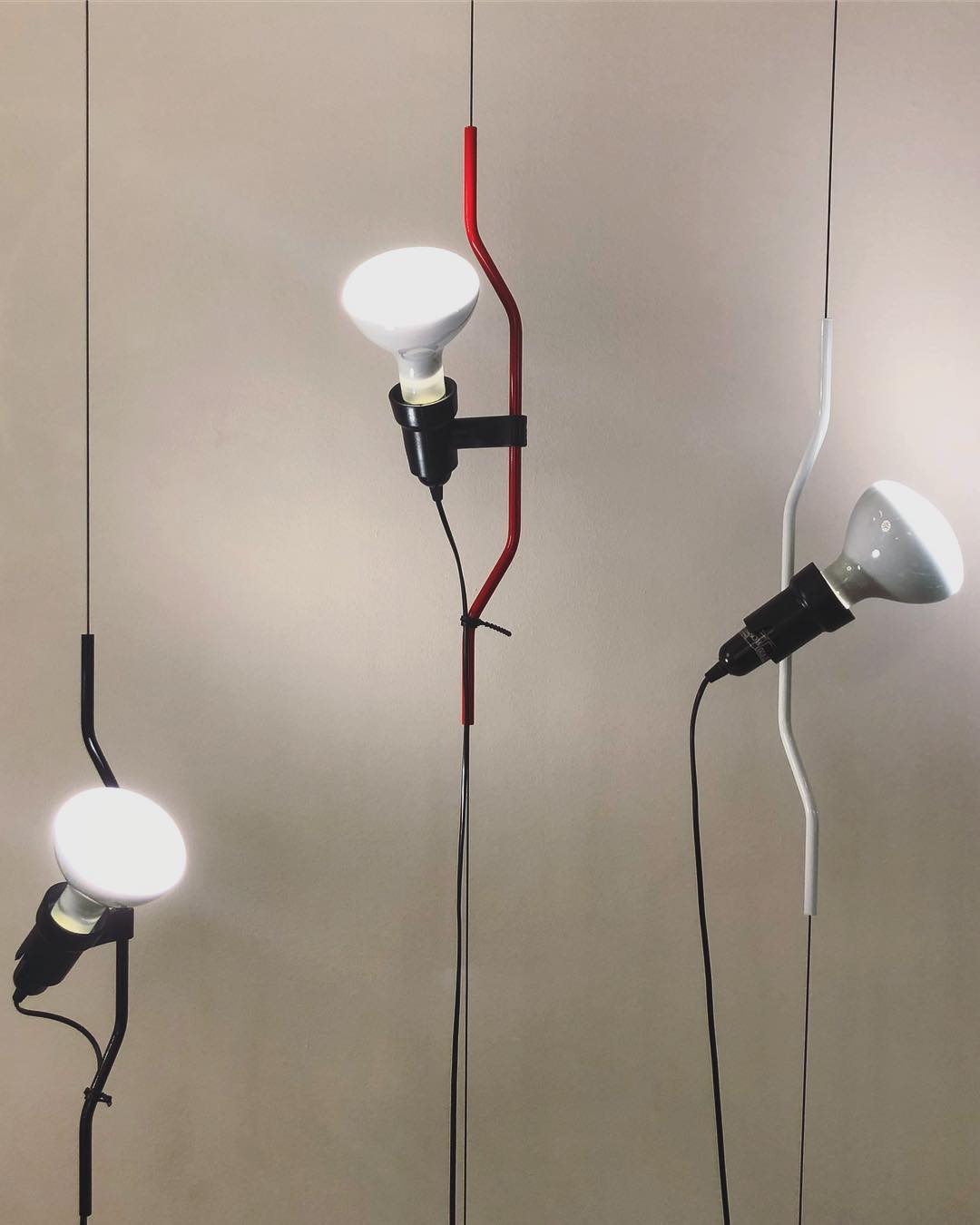Ilthair Modern Minimalist Pendant Light