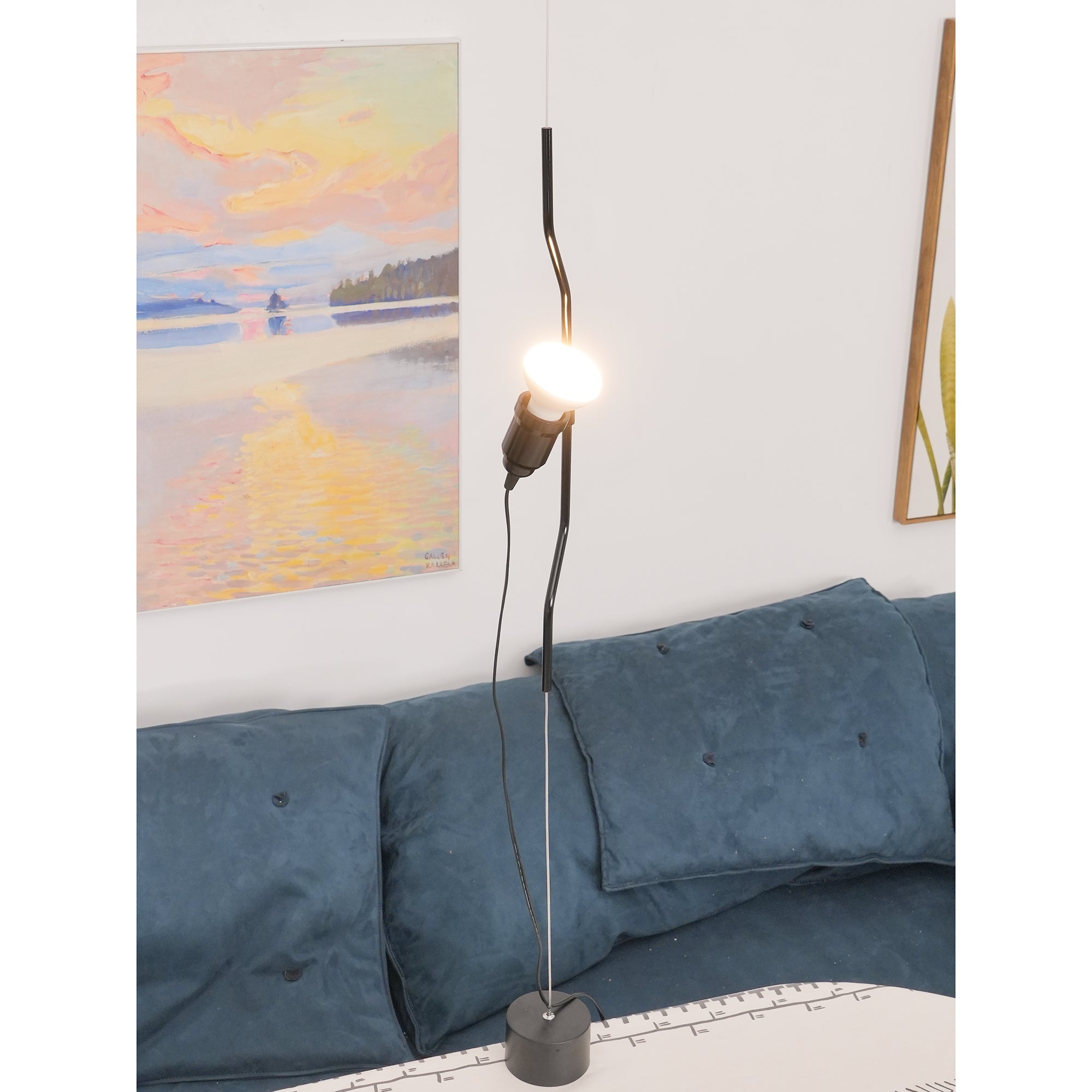 Ilthair Modern Minimalist Pendant Light