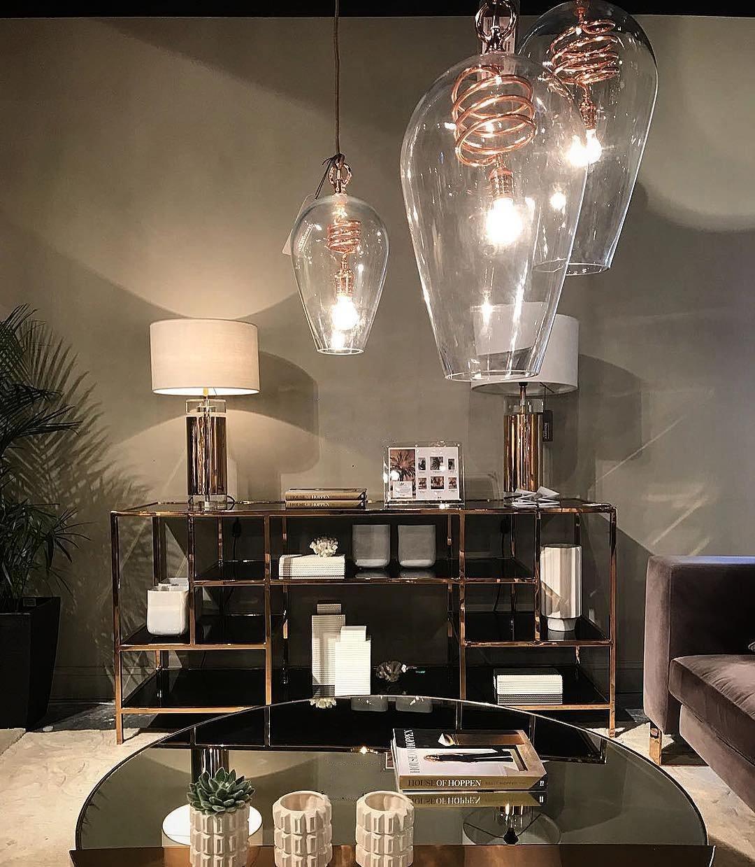 Reneleria Modern Table Lamp