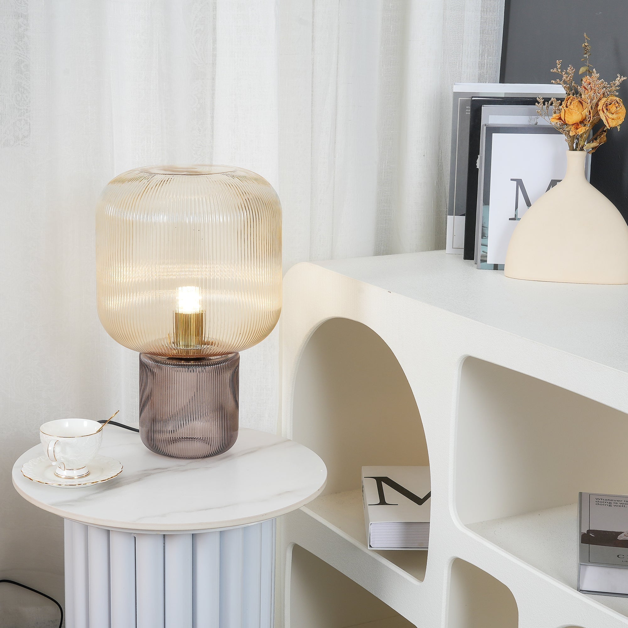 Stalute Table Lamp