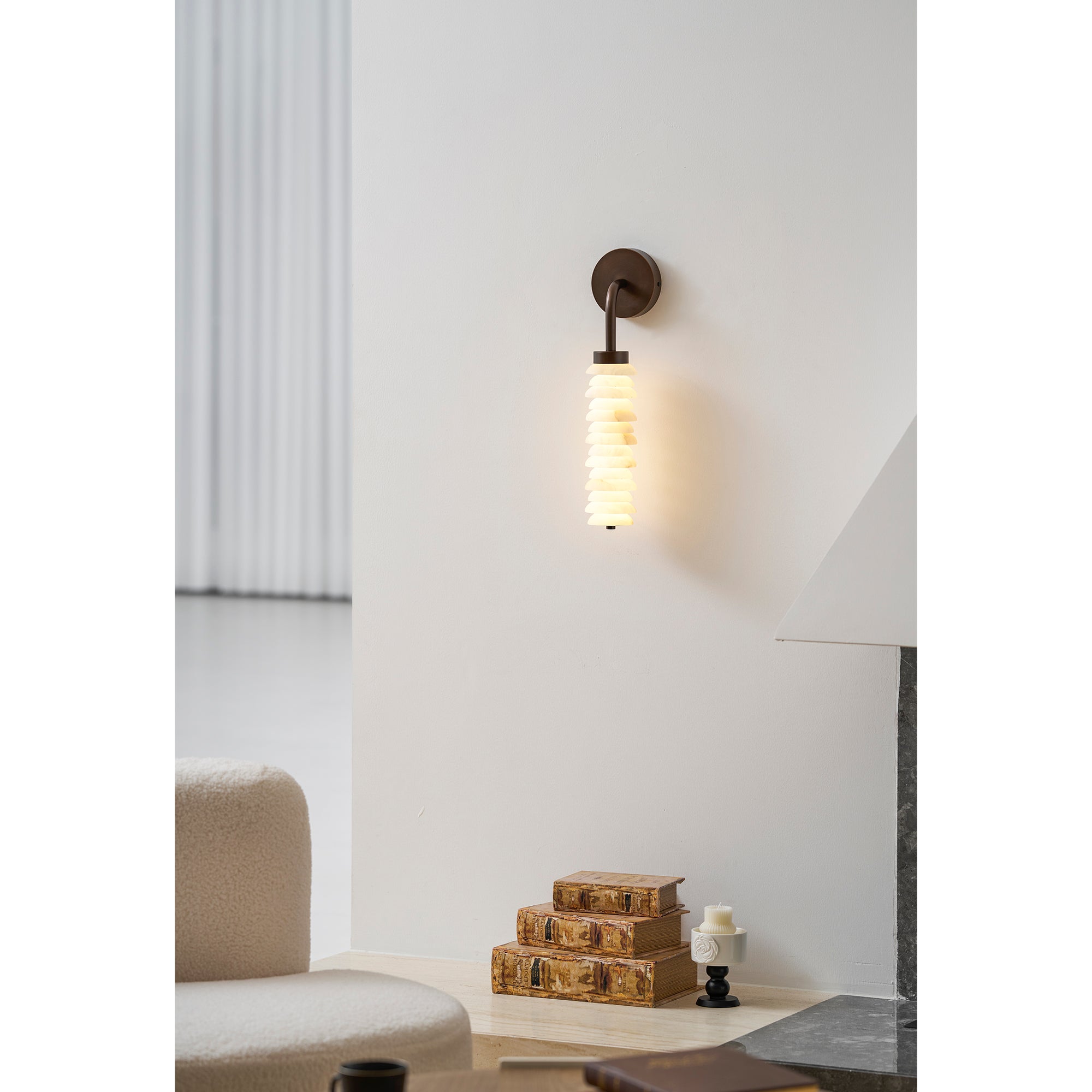 Rivaiella Sconce