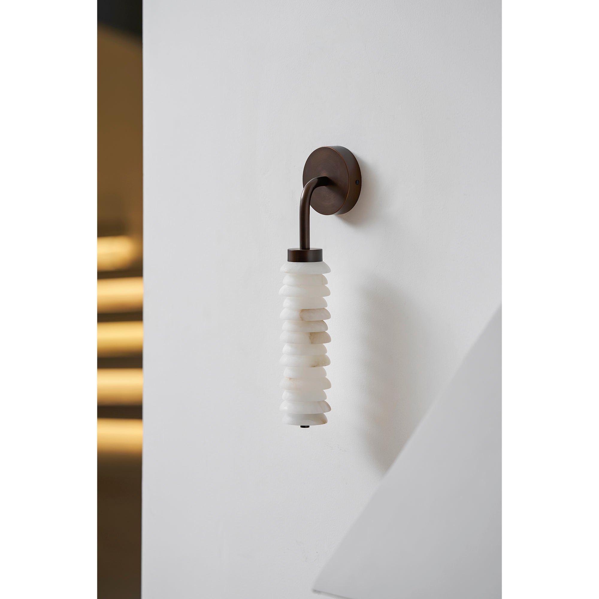 Rivaiella Sconce