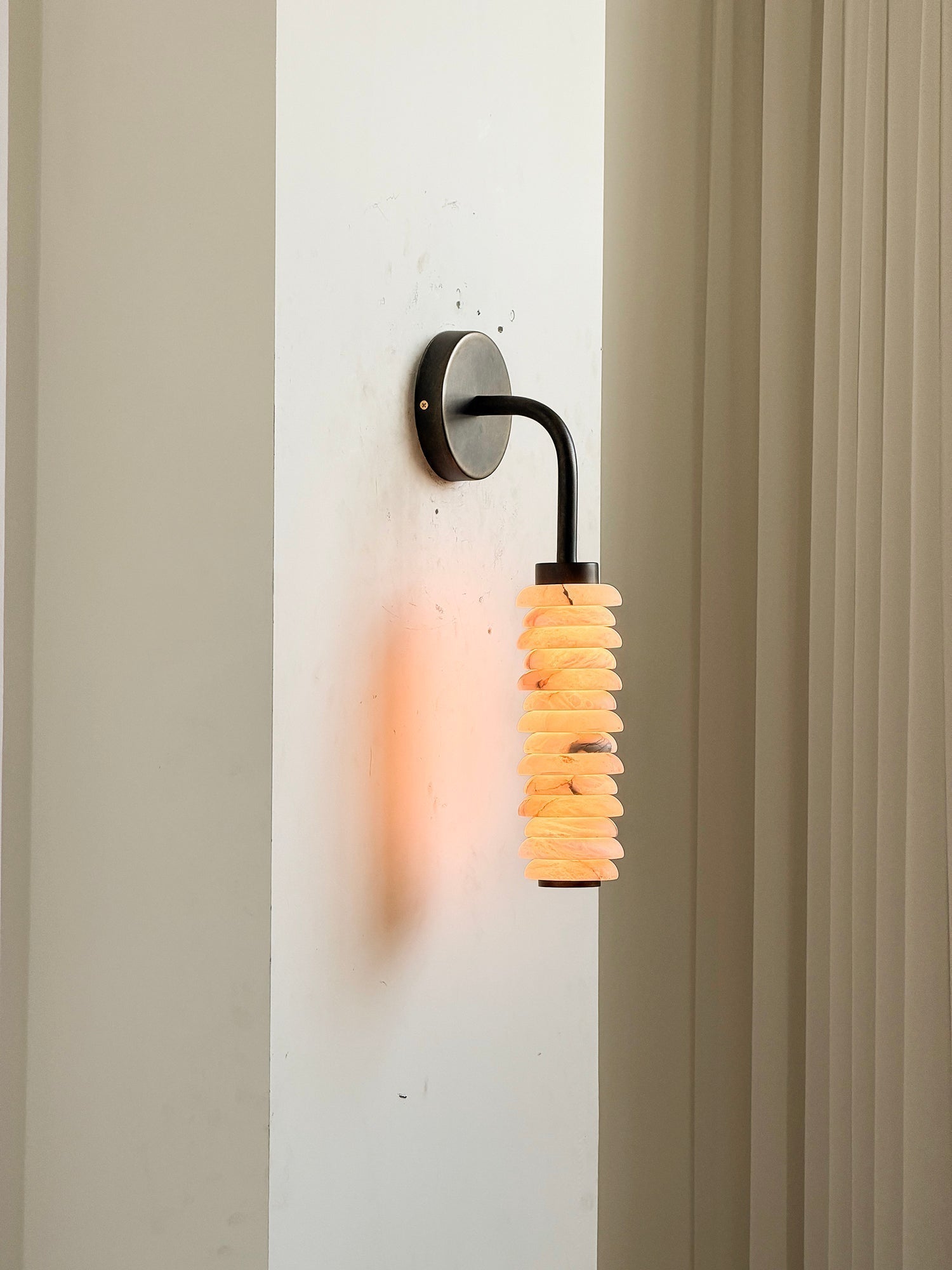 Rivaiella Sconce