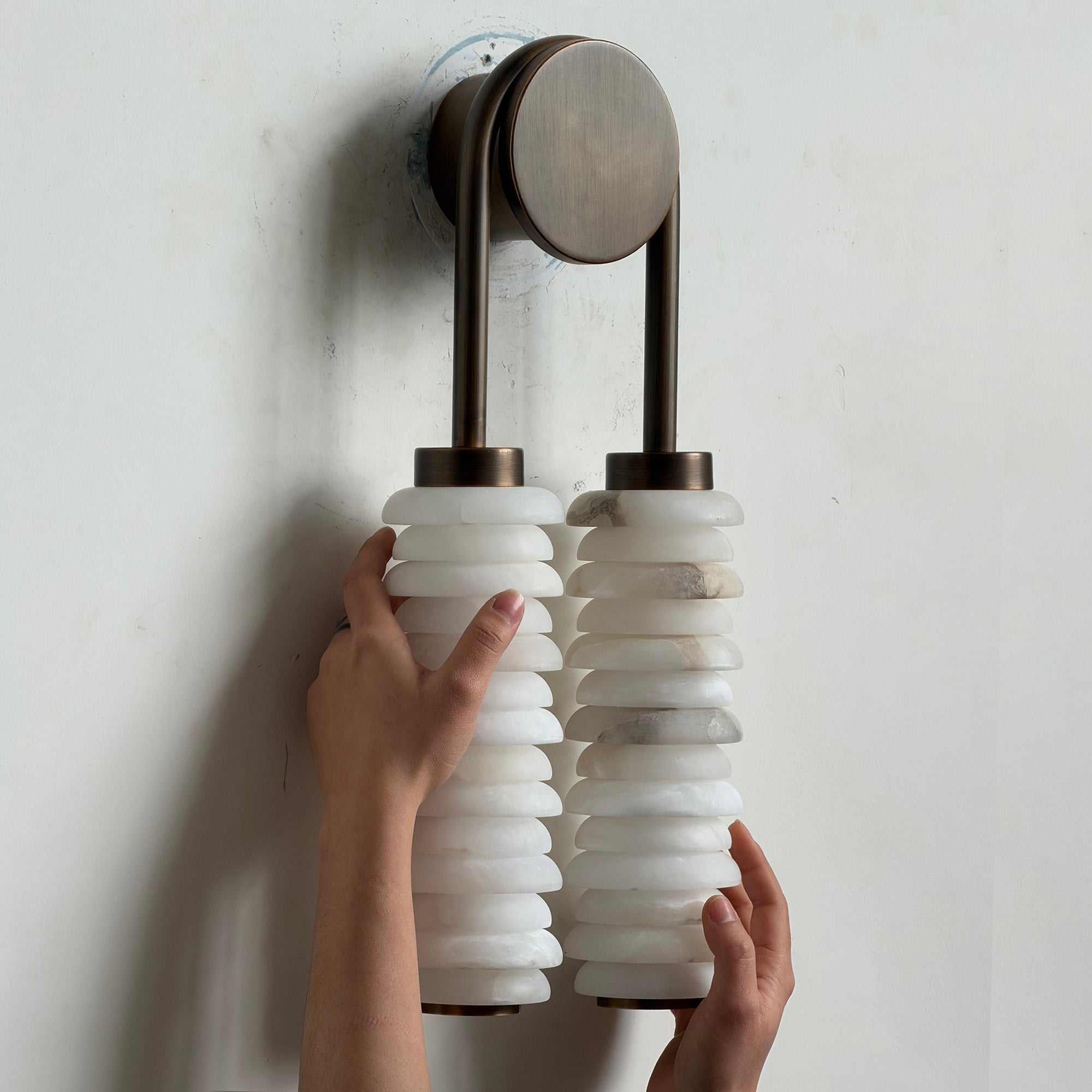 Cyralyn Wall Light