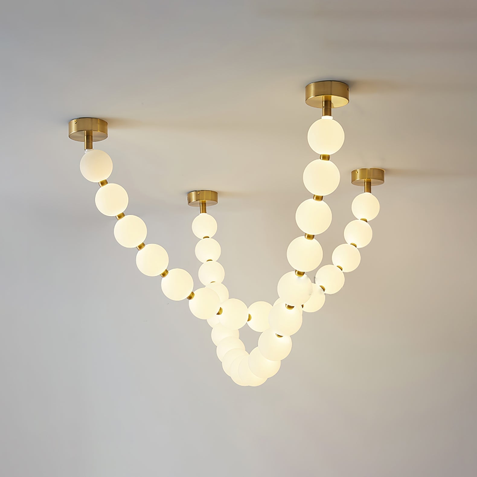 Zalvarin Brass Sputnik Chandelier - Neutral Decor