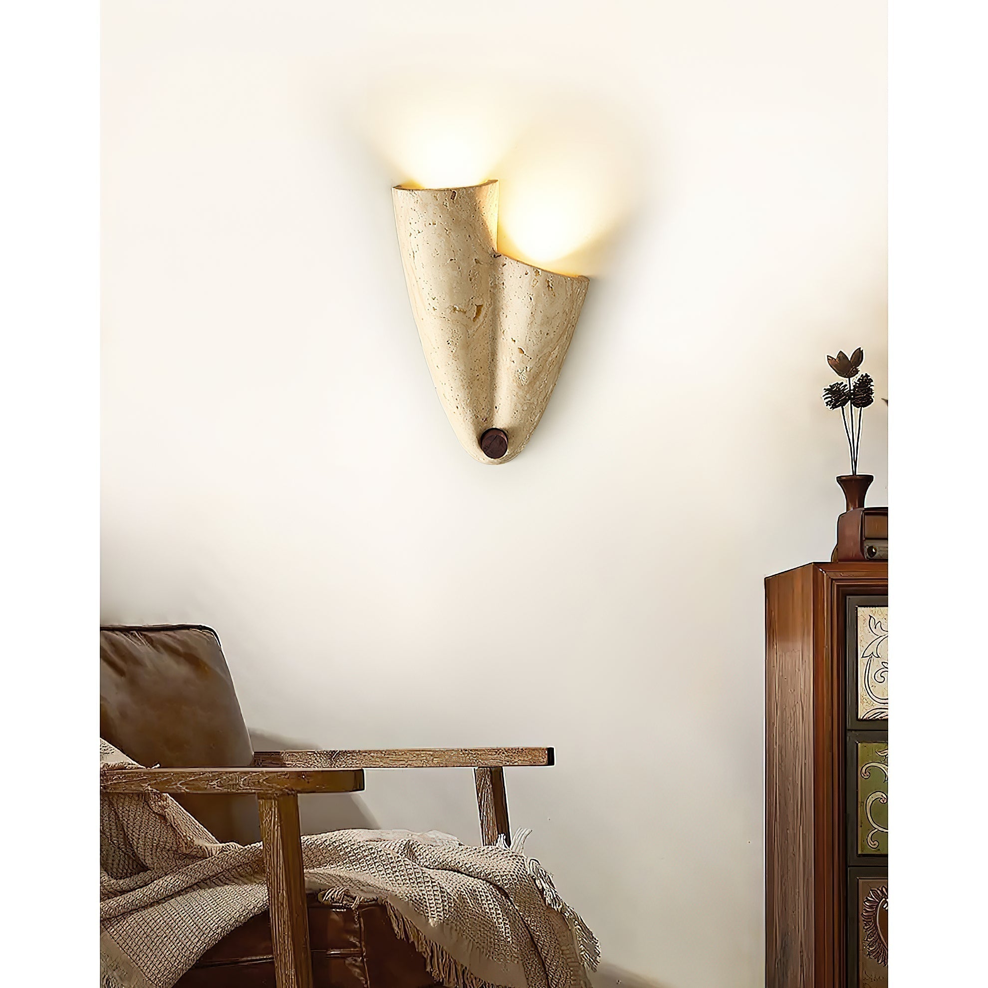 Seralaya Travertine Wall Lamp