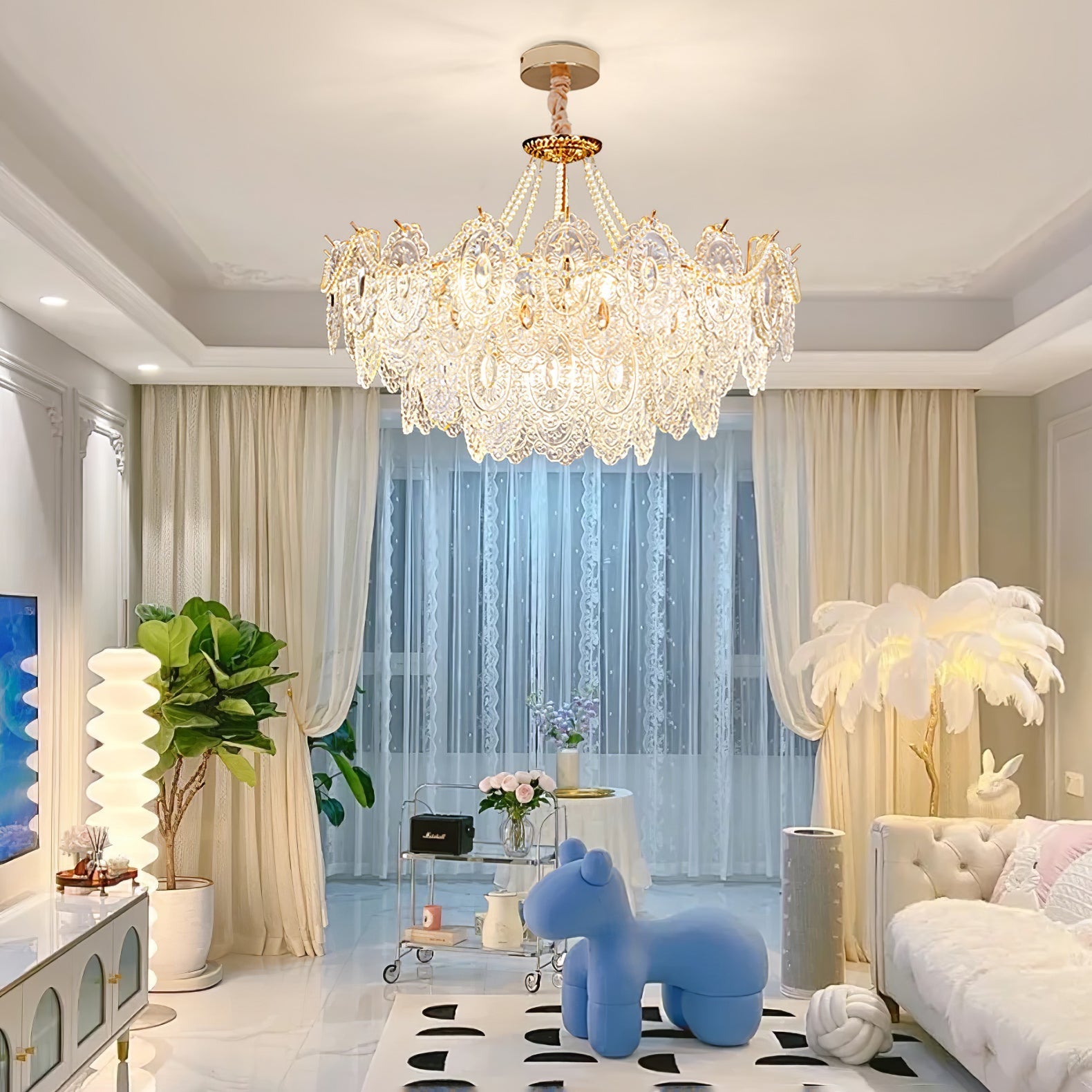 Eirivaine Glass Chandelier