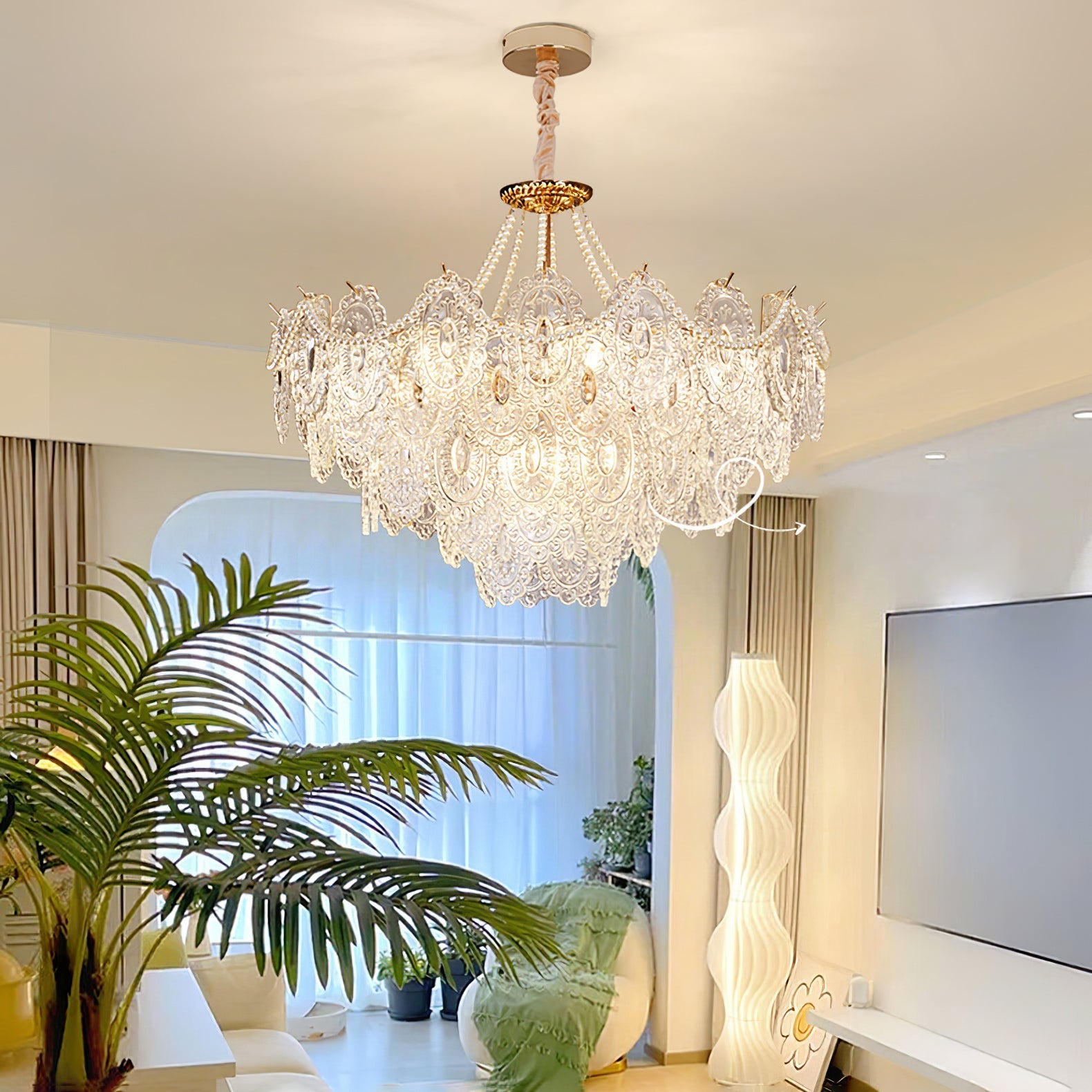 Eirivaine Glass Chandelier