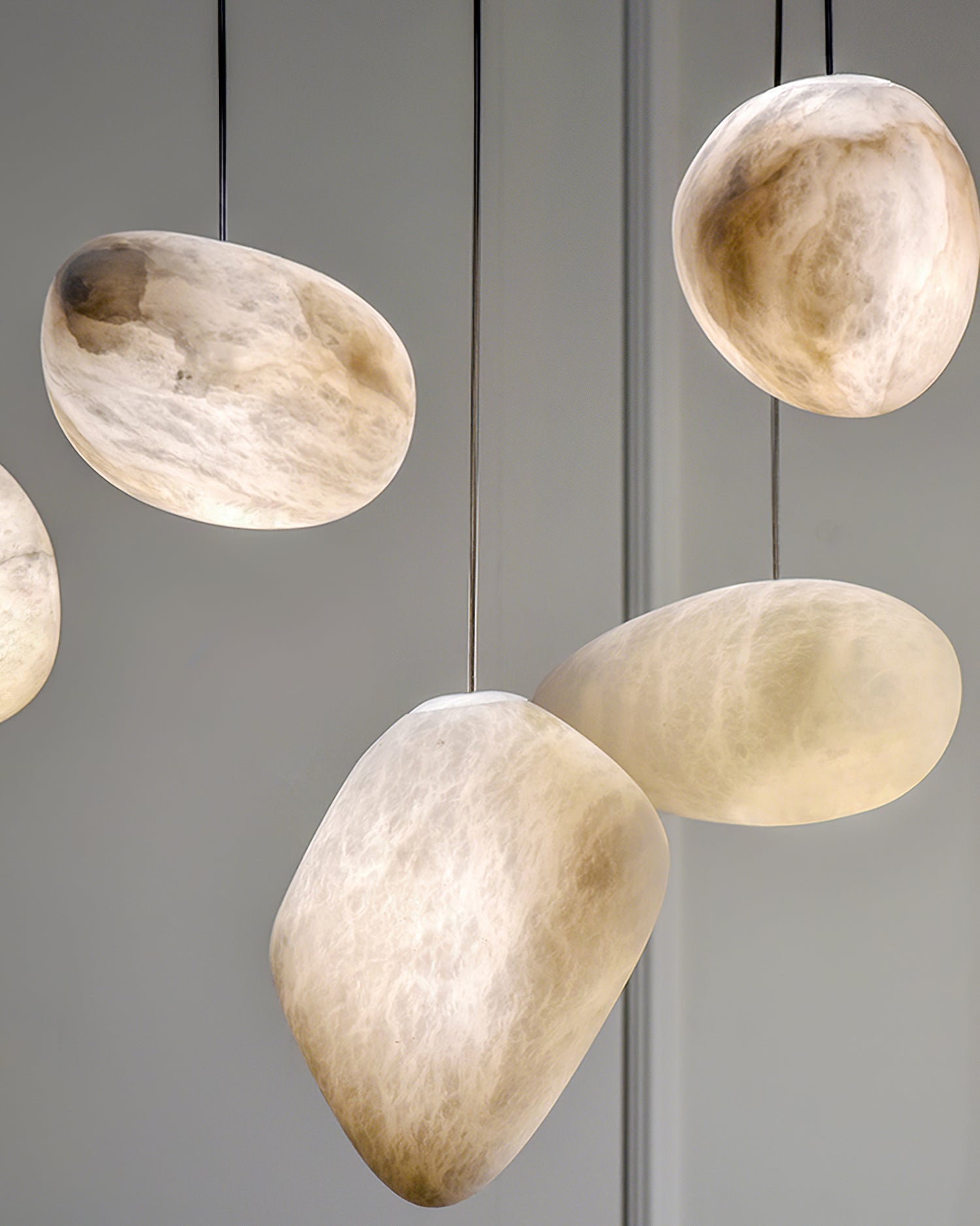 Nivisaya Pebbles Alabaster Pendant Lamp