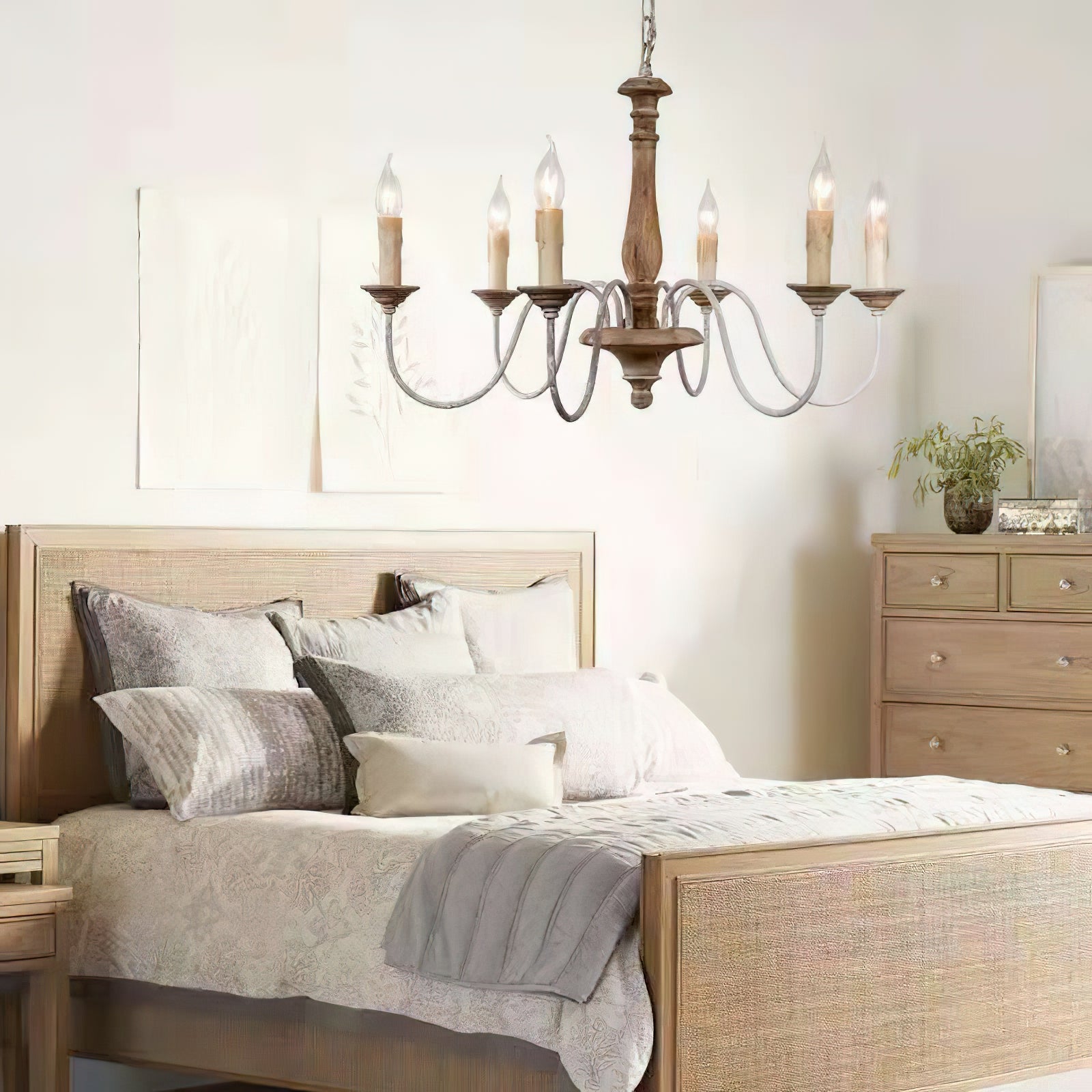 Noroissa Chandelier