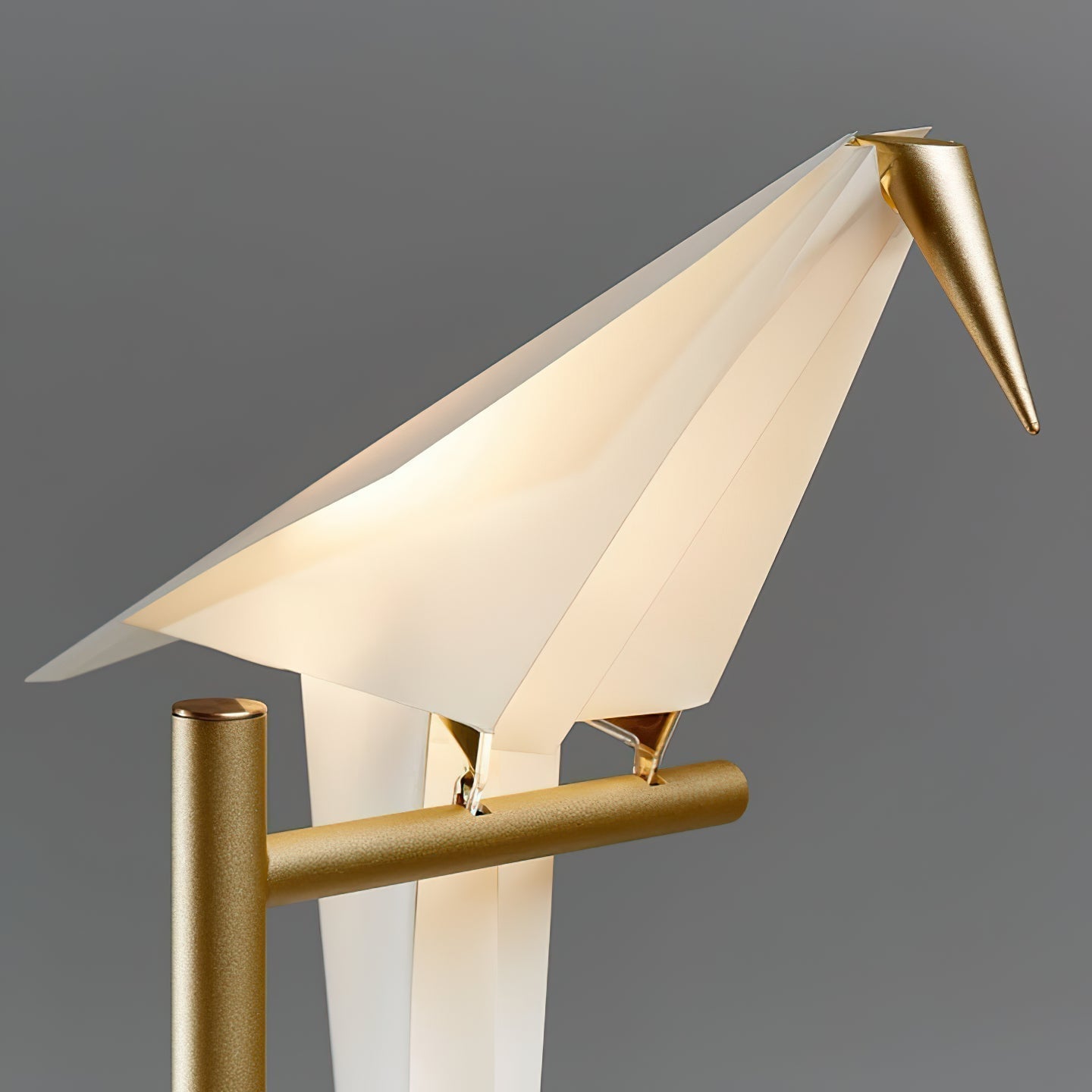 Kaelora Contemporary Table Lamp