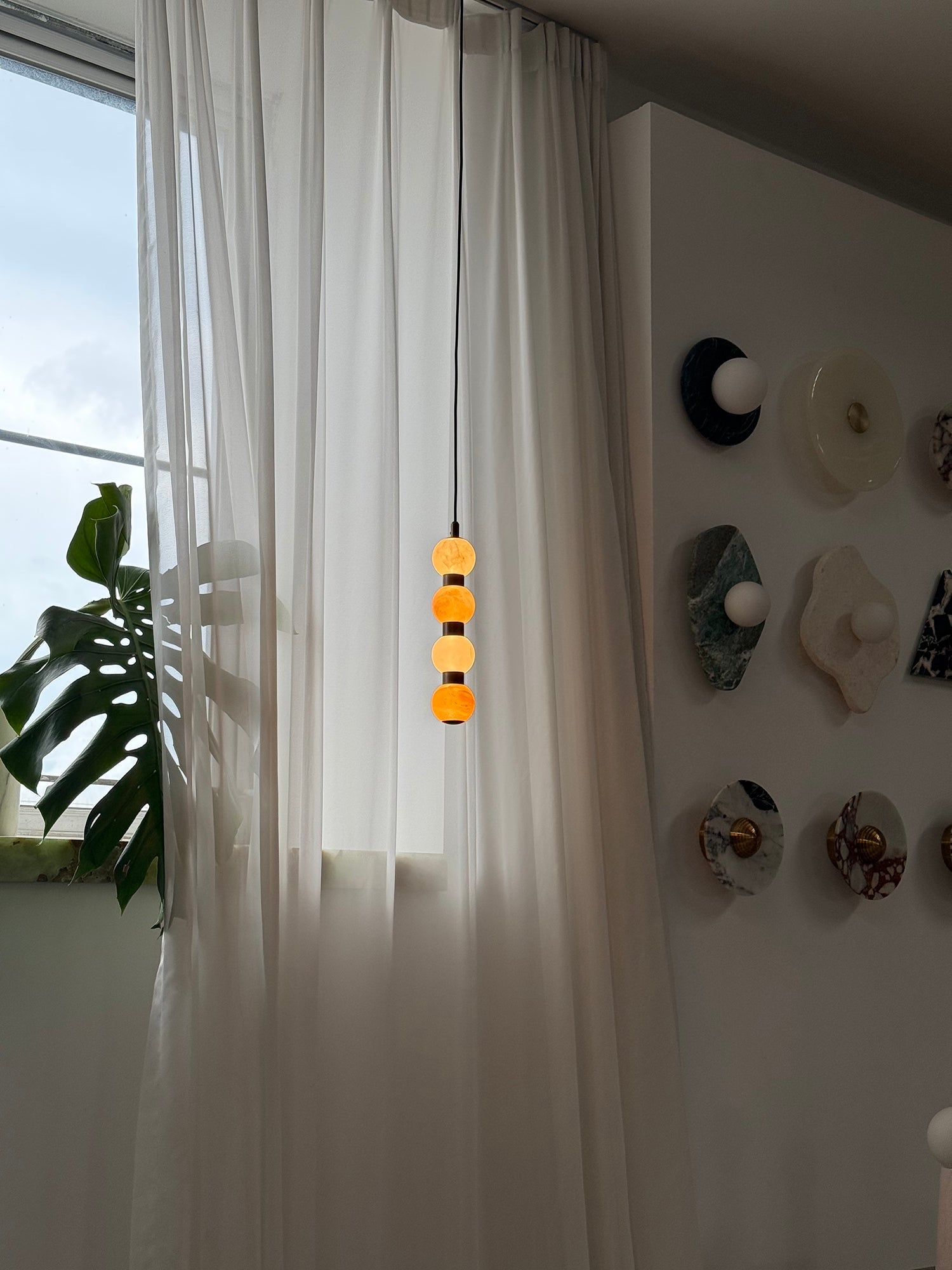 Ulshae Pendant Lamp