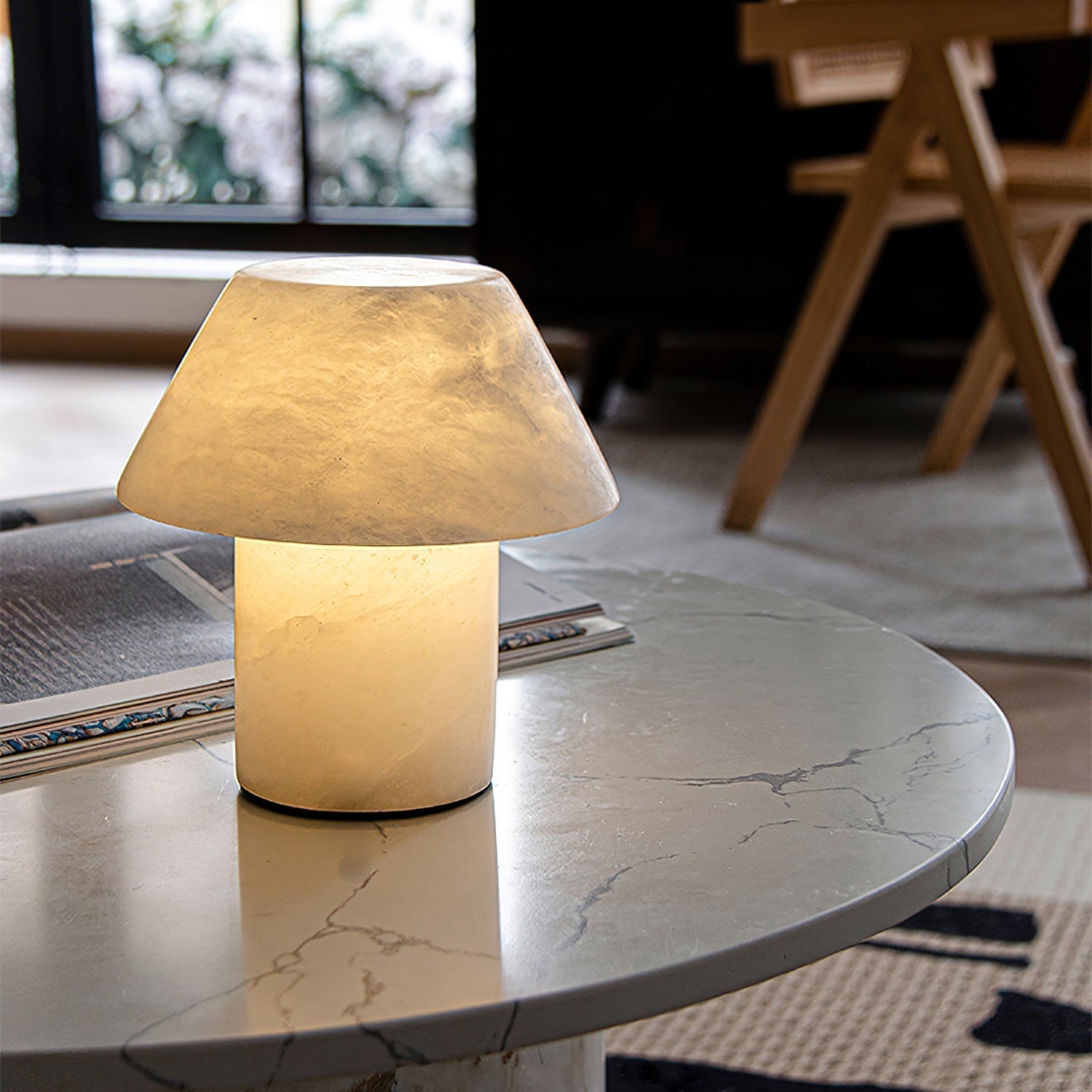 Alamir Table Lamp